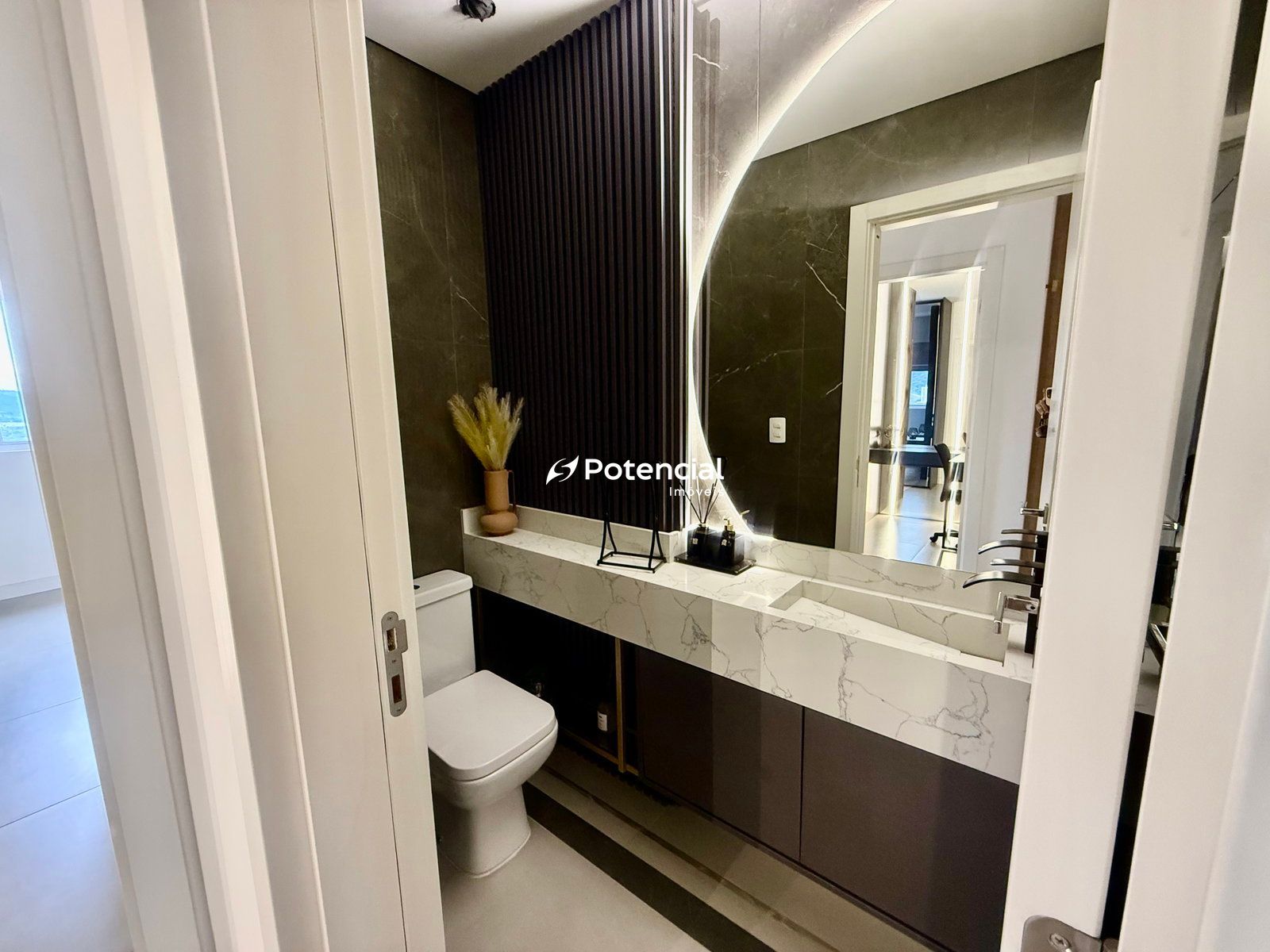 Imagem de Pleniluni Residencial | 03 suítes | Meia Praia - Itapema Imagem de Pleniluni Residencial | 03 suítes | Meia Praia - Itapema