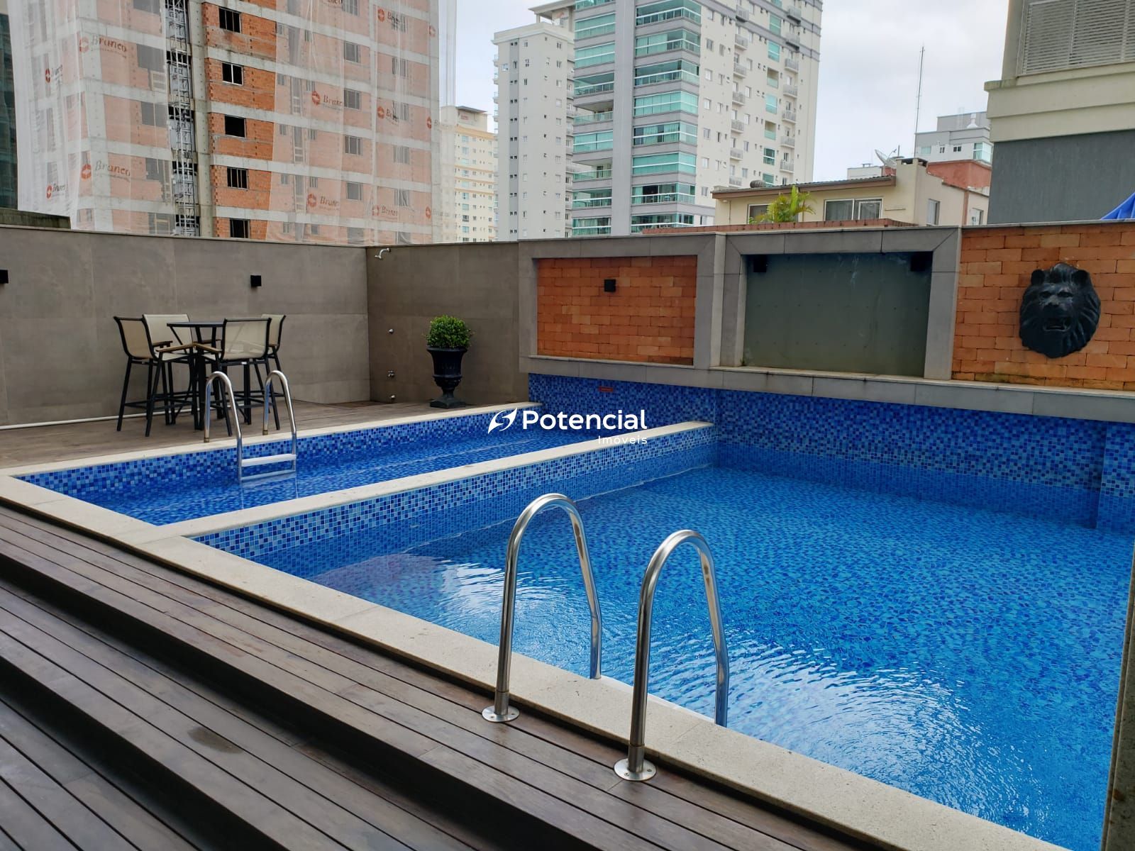 Piscina externa adulto e infantil l Residencial Provincia di Vicenza