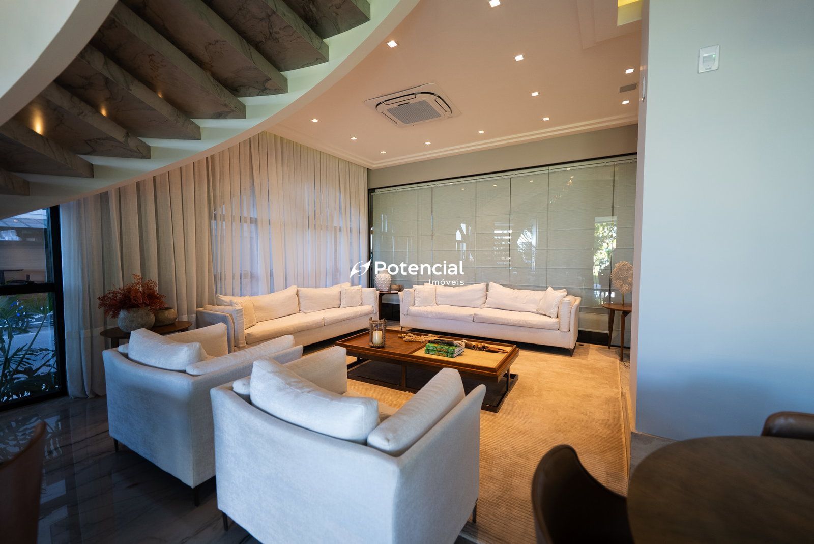 Imagem de Infinity Club Residence | 4 suítes | Centro - Itapema Imagem de Infinity Club Residence | 4 suítes | Centro - Itapema