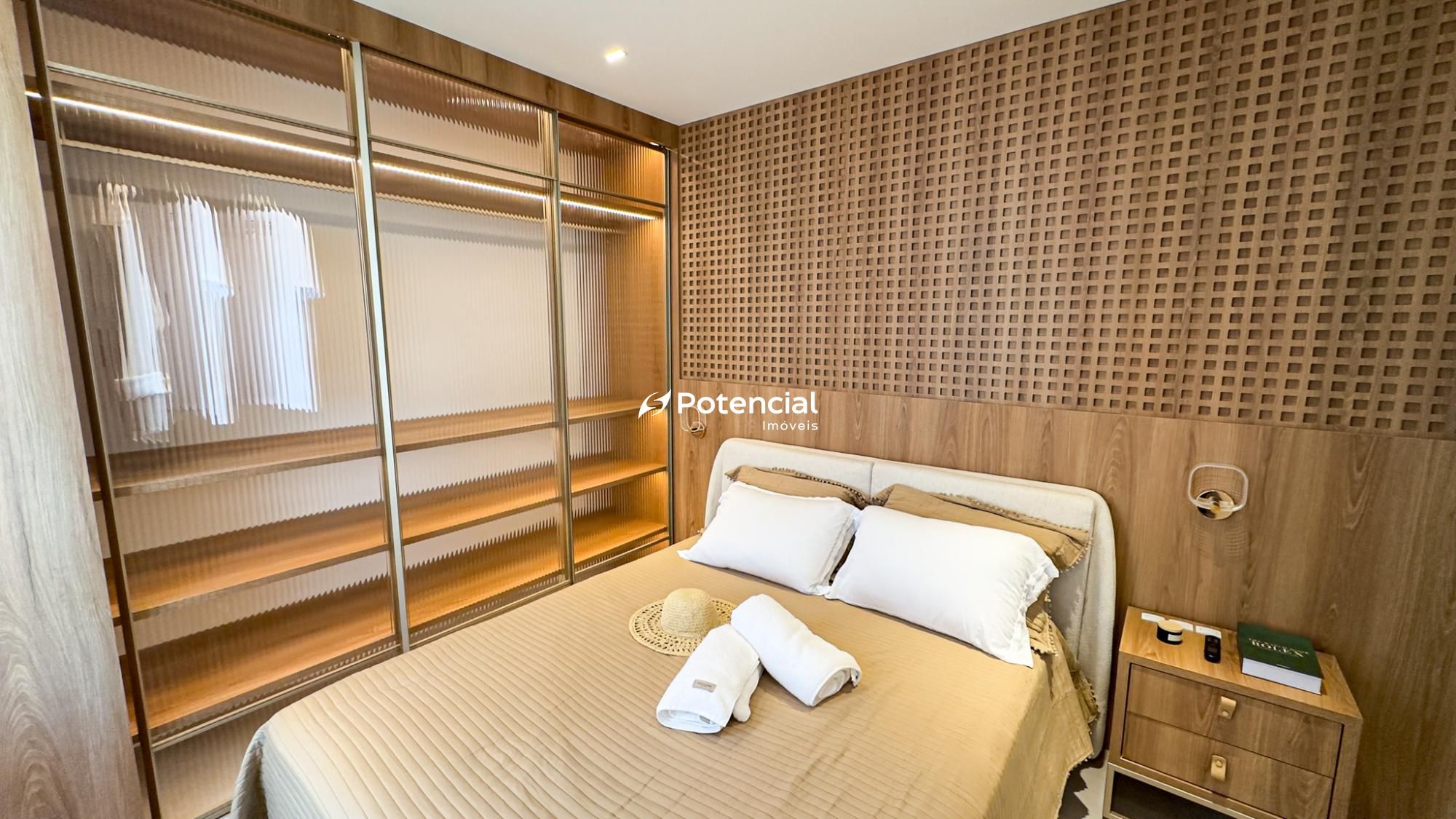 Imagem de 143 Mayfair | 04 Suítes | Meia Praia - Itapema Imagem de 143 Mayfair | 04 Suítes | Meia Praia - Itapema