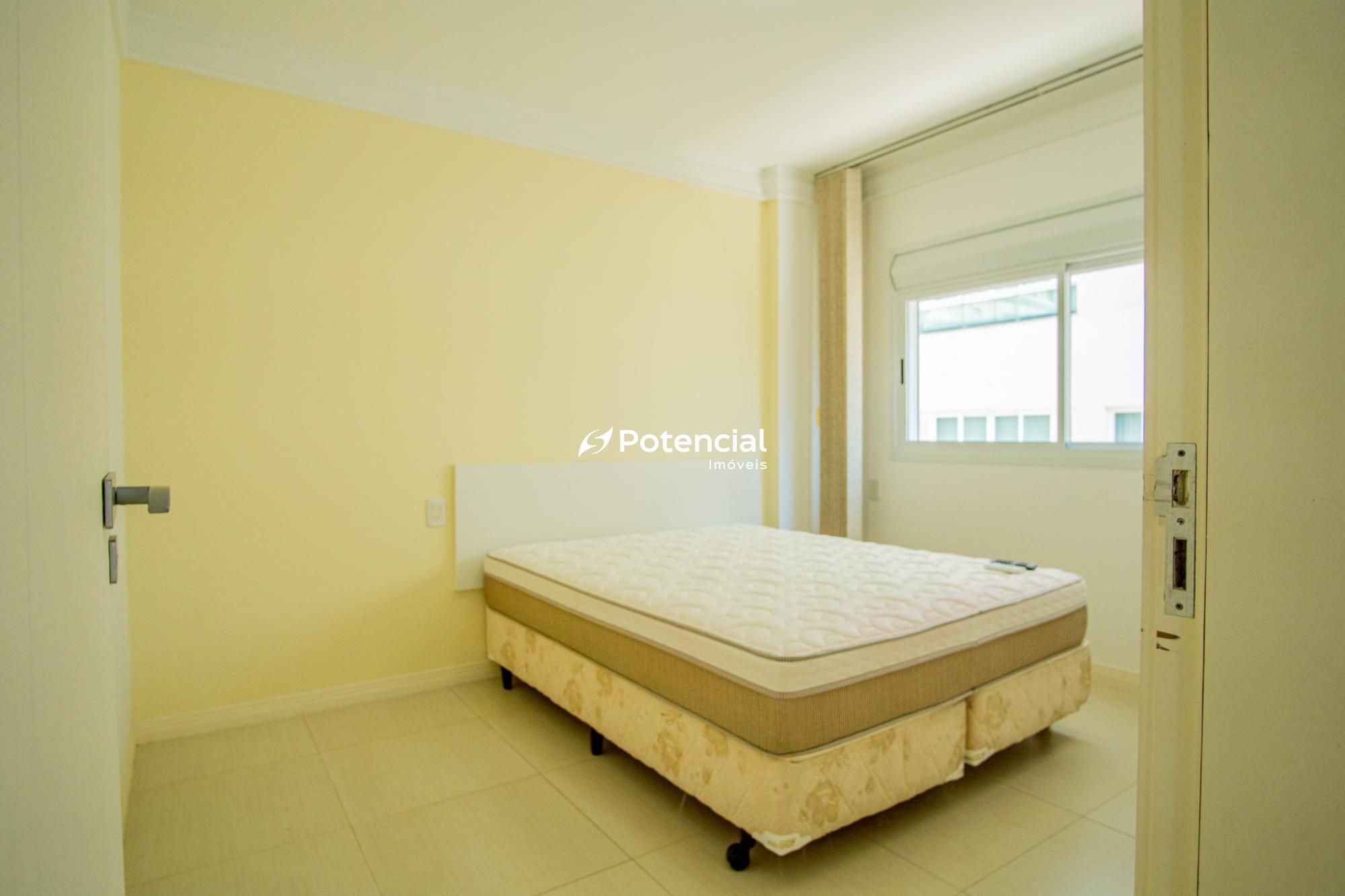 Imagem de Dona Léa | 3 dormitórios sendo 1 suíte | Meia Praia - Itapema Imagem de Dona Léa | 3 dormitórios sendo 1 suíte | Meia Praia - Itapema
