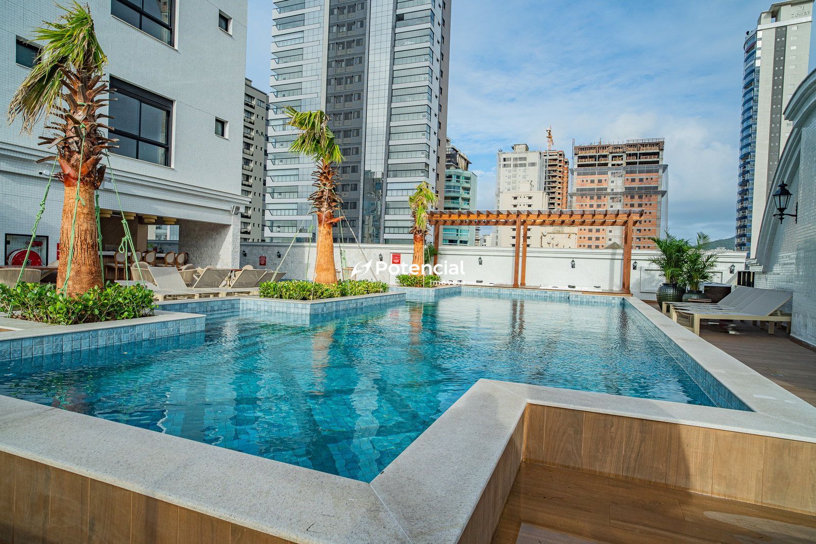 Imagem de Paramount Tower | 4 Suítes | Meia Praia - Itapema Imagem de Paramount Tower | 4 Suítes | Meia Praia - Itapema