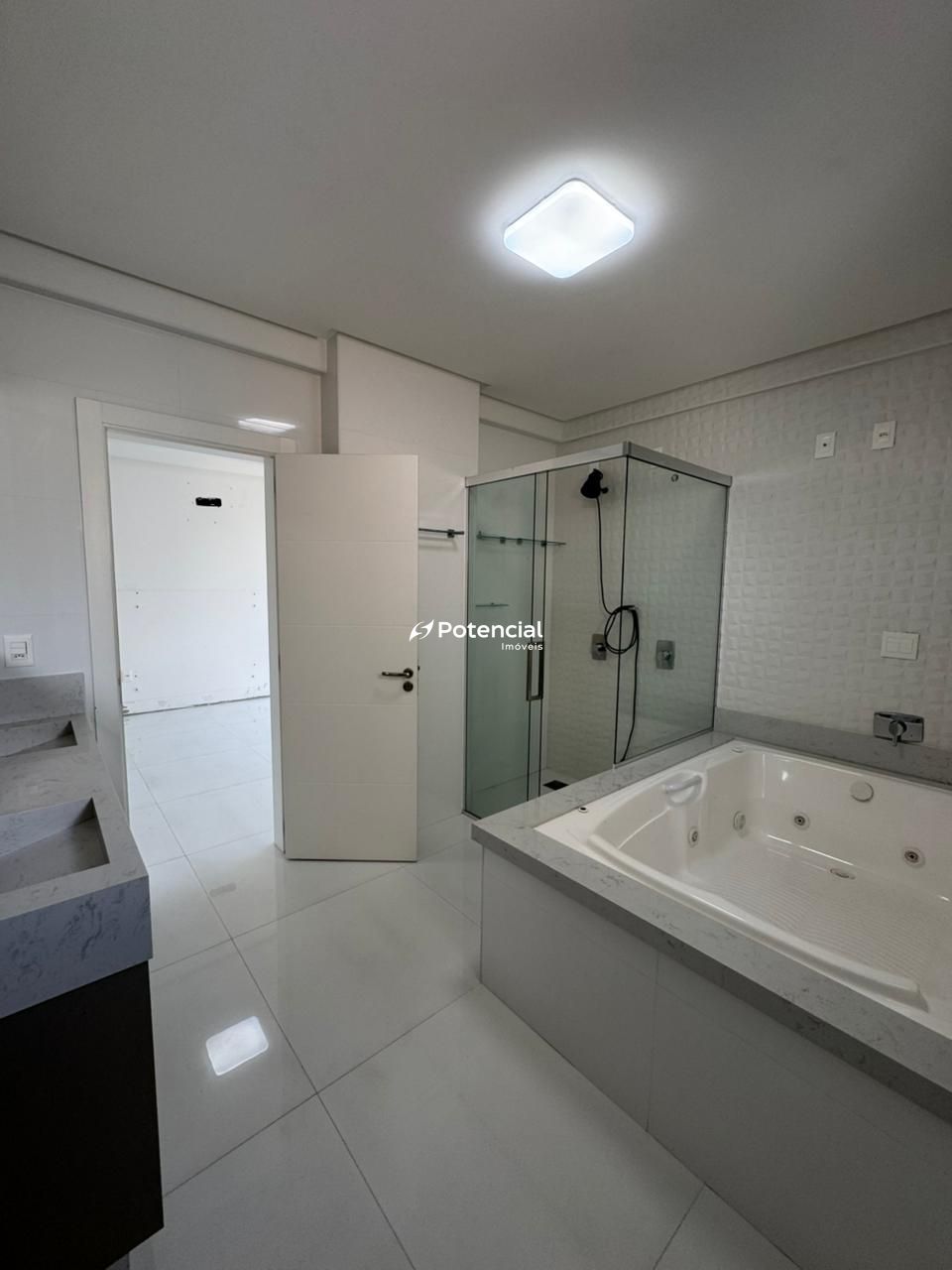 Imagem de Mariana Palace Residence | 4 suítes | Meia Praia - Itapema Imagem de Mariana Palace Residence | 4 suítes | Meia Praia - Itapema