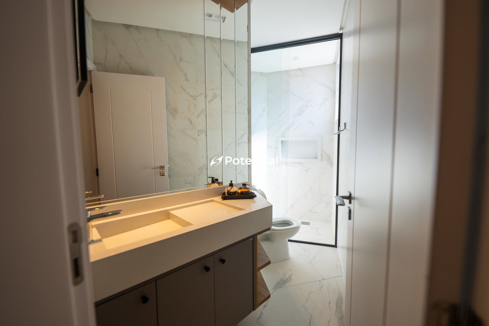 Imagem de Infinity Club Residence | 4 suítes | Centro - Itapema Imagem de Infinity Club Residence | 4 suítes | Centro - Itapema