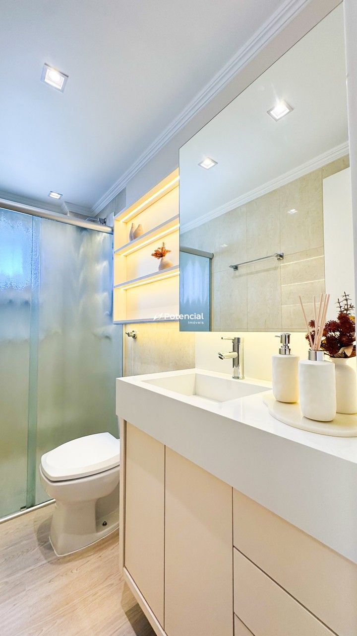 Imagem de Cond. Dona Lely | 3 dormitórios sendo 1 suíte | Meia Praia - Itapema Imagem de Cond. Dona Lely | 3 dormitórios sendo 1 suíte | Meia Praia - Itapema