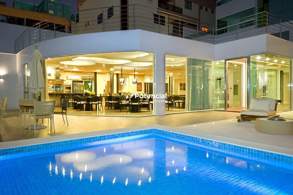 Salão de festas possibilita a integração do espaço com a piscina Venezia Residenziale
