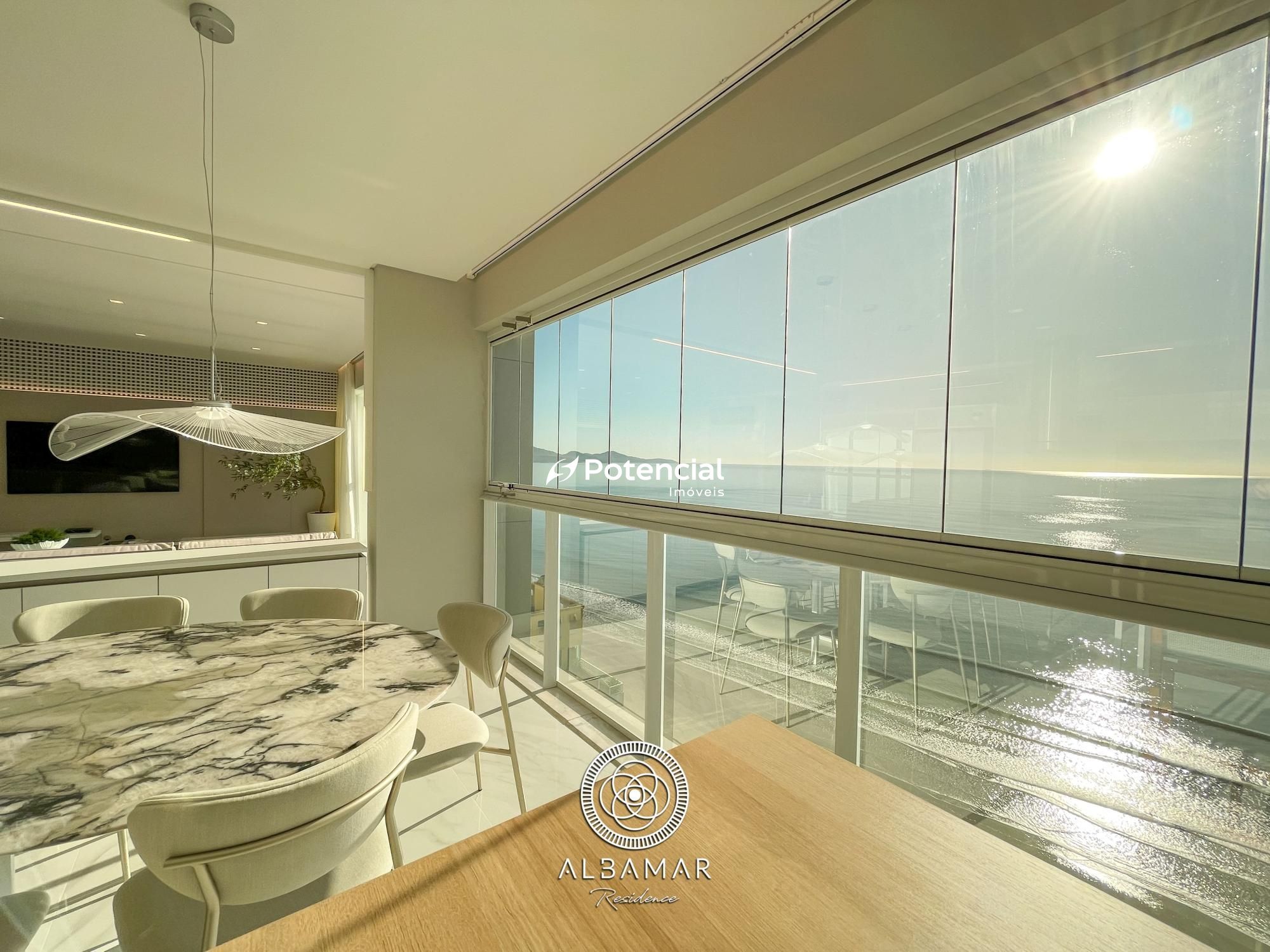 Mesa de Jantar com vista para o Mar | Empreendimento Albamar