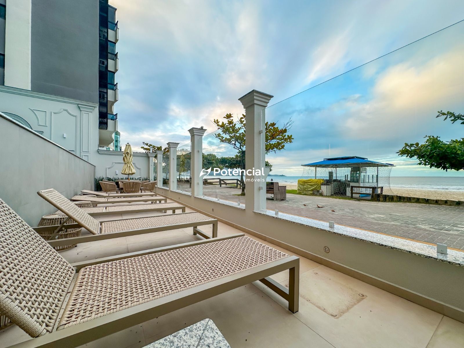 Imagem de Le Biarritz | 3 suítes | Estilo Showroon Imagem de Le Biarritz | 3 suítes | Estilo Showroon