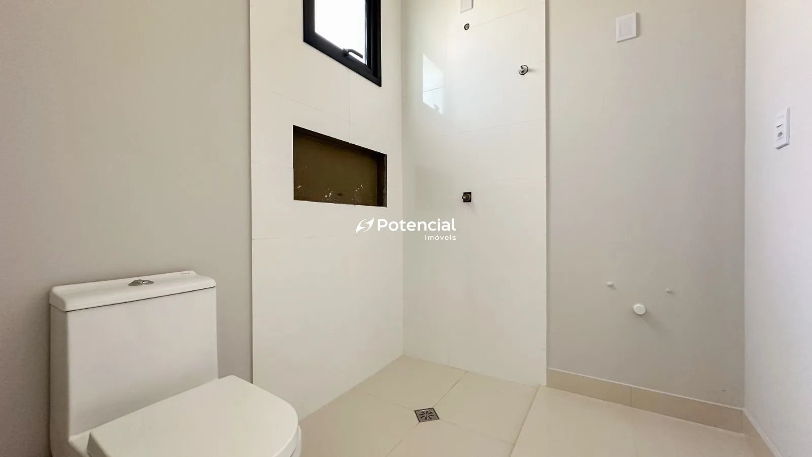 Imagem de Paramount Tower | 4 Suítes | Meia Praia - Itapema Imagem de Paramount Tower | 4 Suítes | Meia Praia - Itapema