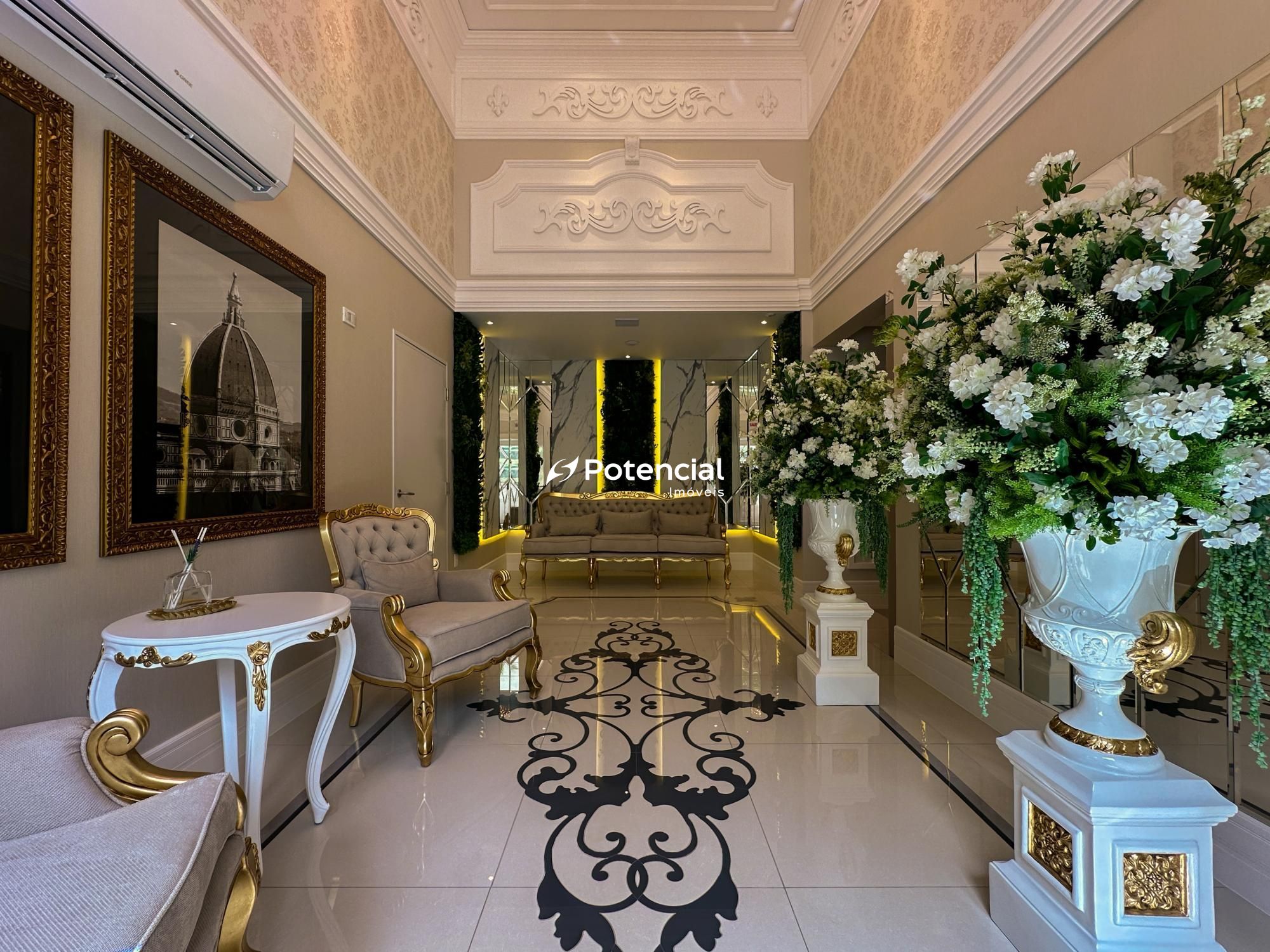 Hall de entrada imponente Chateau de Florence Hall de entrada imponente Chateau de Florence
