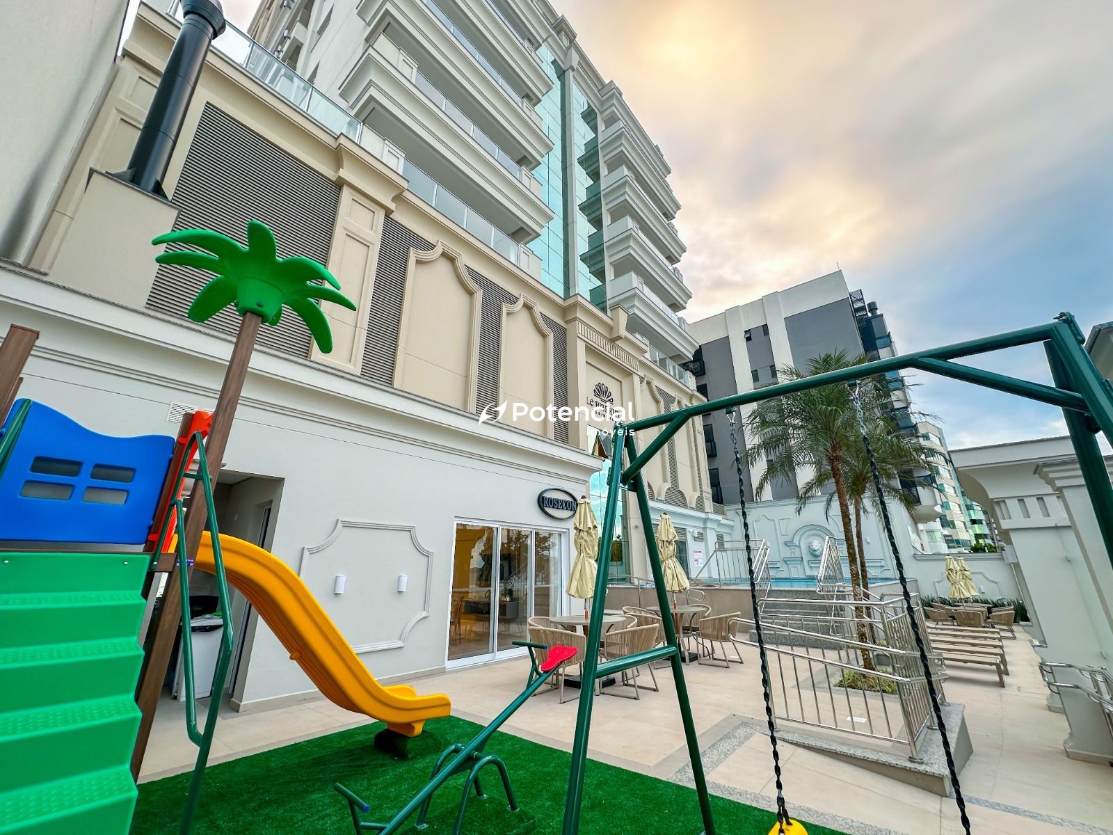 Imagem de Le Biarritz | 3 suítes | Estilo Showroon Imagem de Le Biarritz | 3 suítes | Estilo Showroon