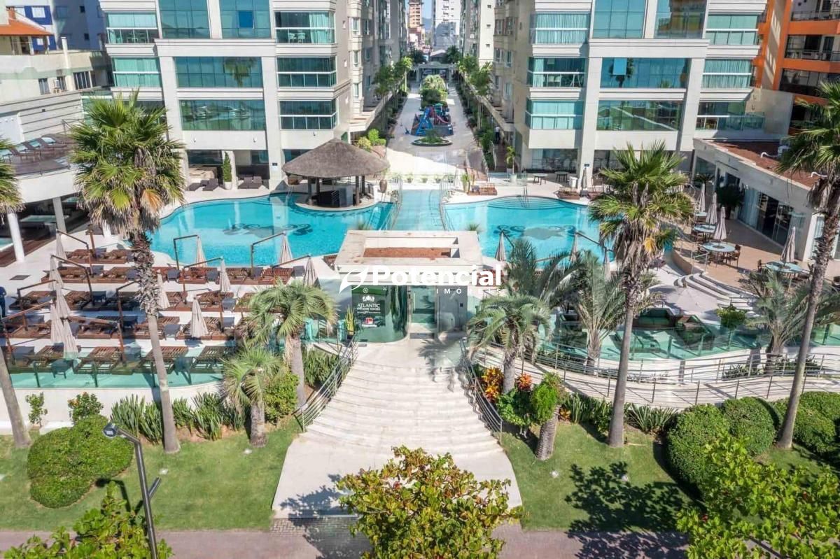 Vista da piscina condominial frontal Atlantic Paradise Towers