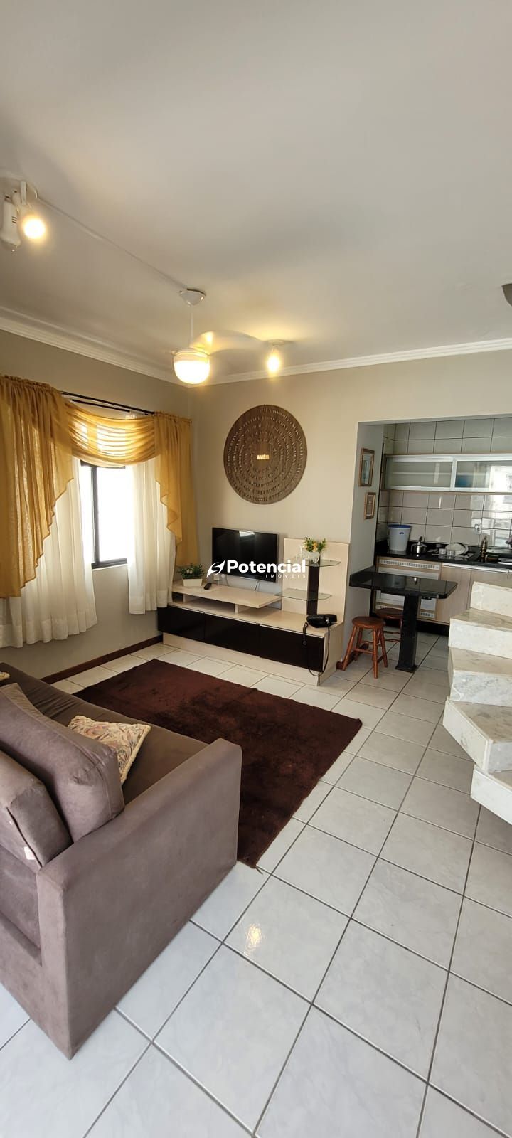 Imagem de Apartamento 3 Dormitórios sendo 1 Suíte | Meia Praia - Itapema | Potencial Imóveis.