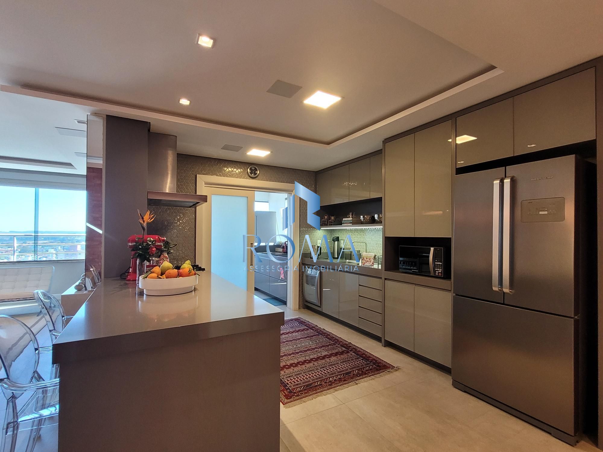 Cobertura, 3 quartos, 269 m² - Foto 8