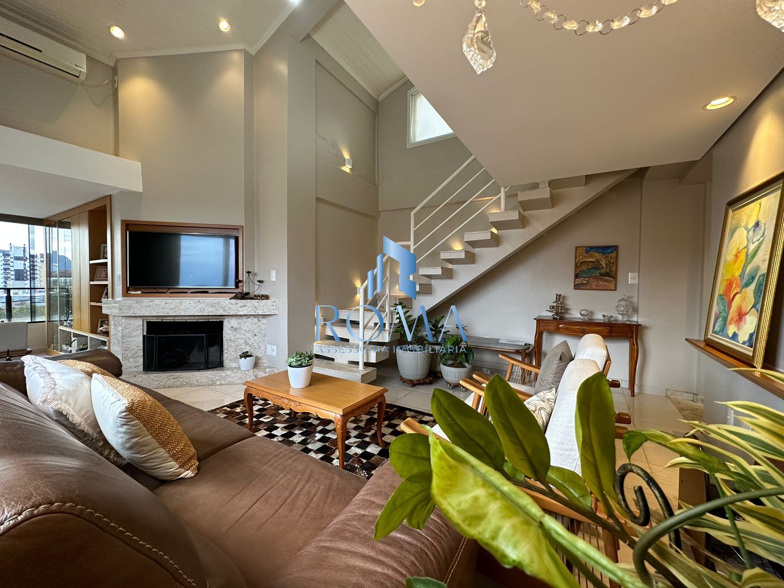 Cobertura, 3 quartos, 272 m² - Foto 2