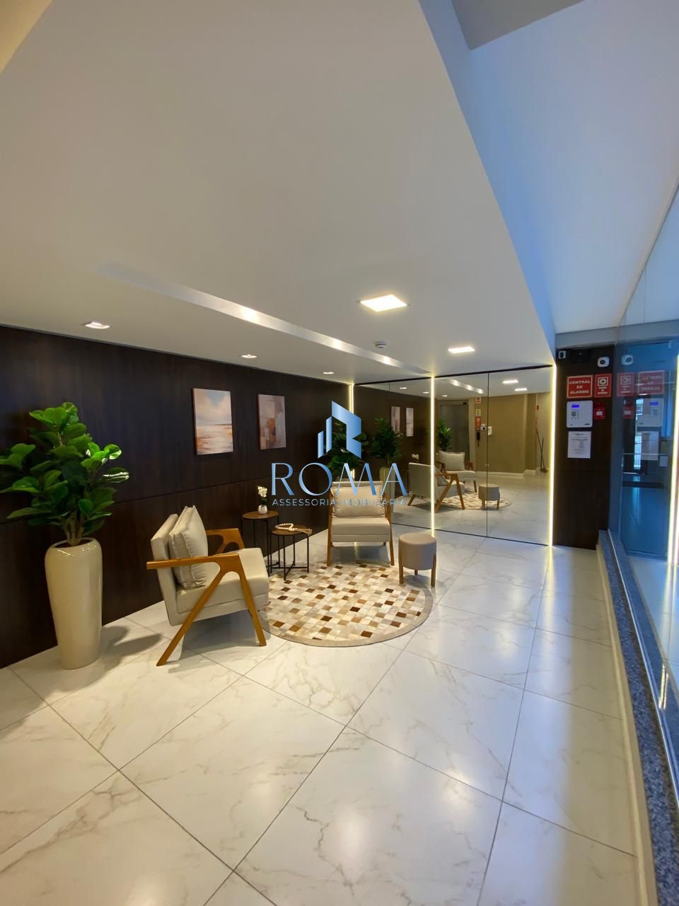 Cobertura, 3 quartos, 267 m² - Foto 2