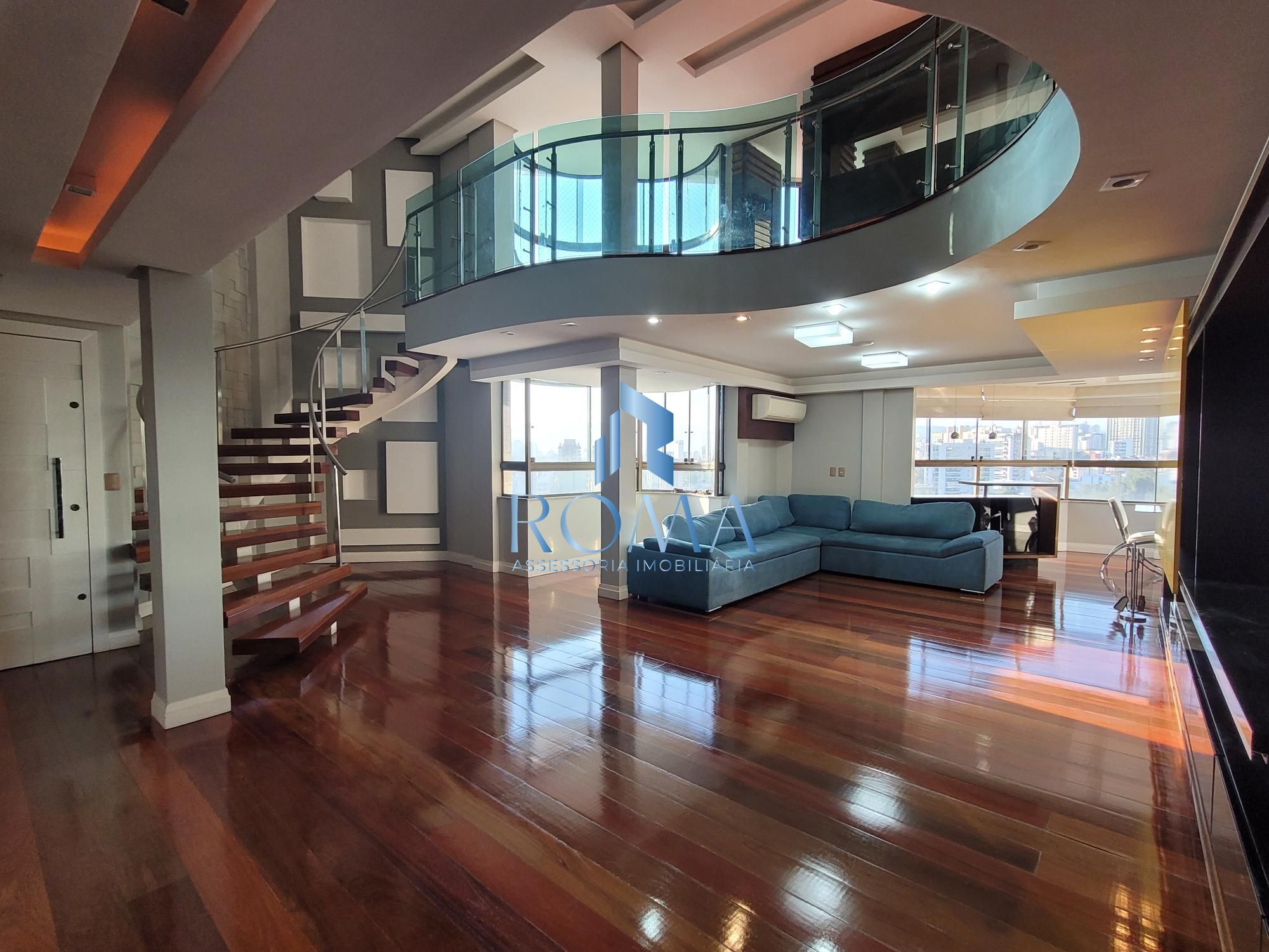 Cobertura, 3 quartos, 366 m² - Foto 1