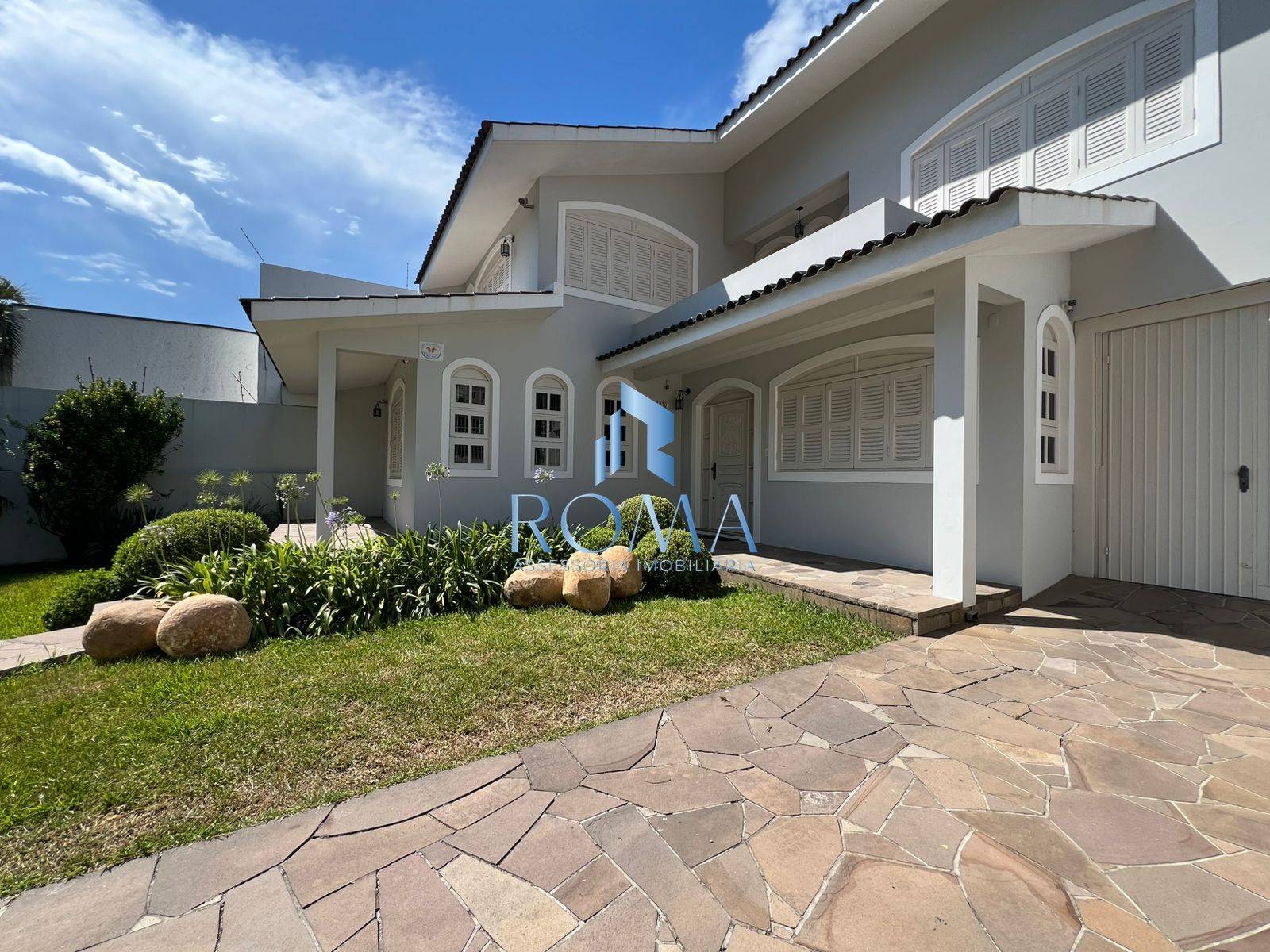 Casa, 4 quartos, 421 m² - Foto 1