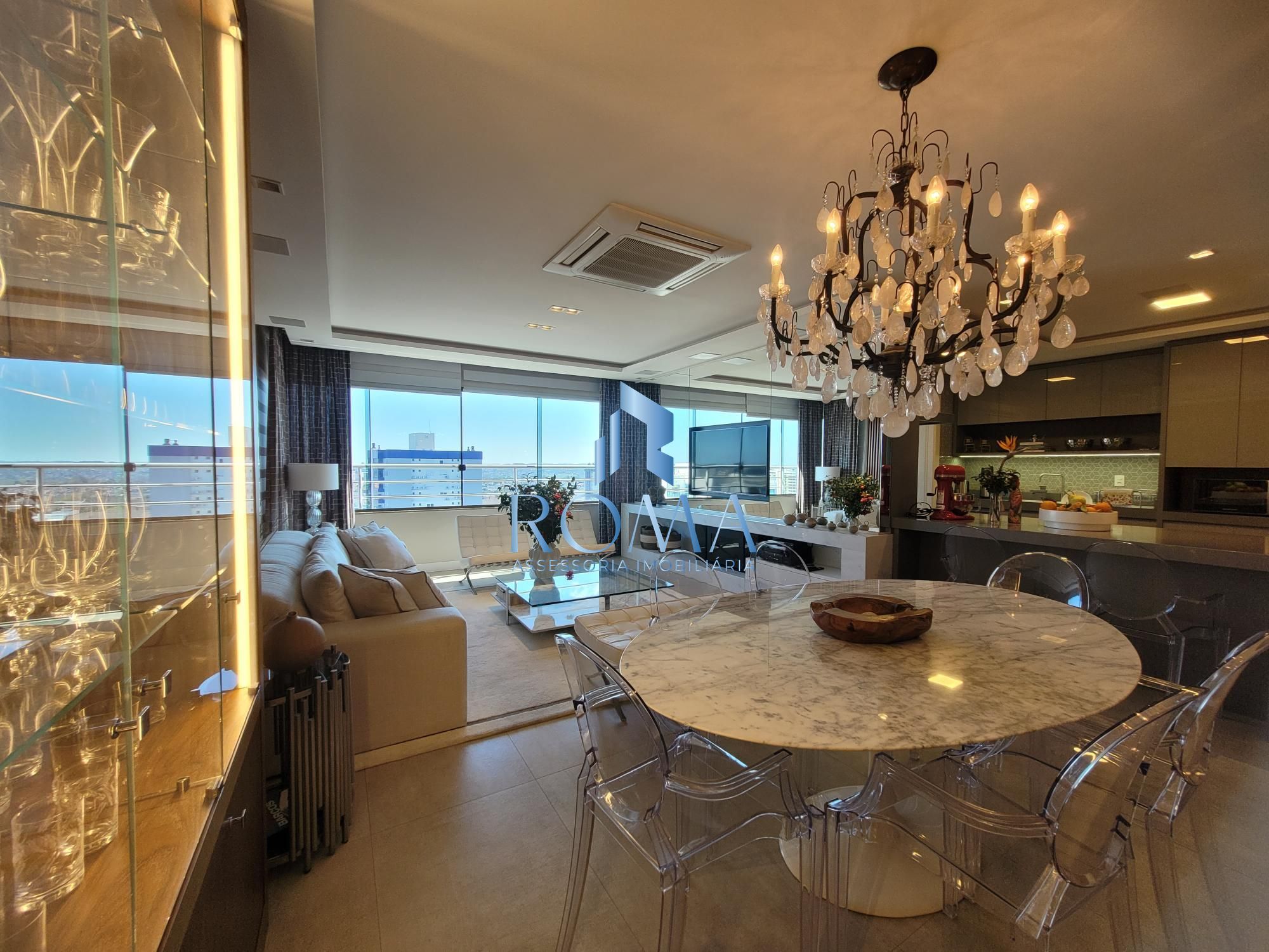 Cobertura, 3 quartos, 269 m² - Foto 4
