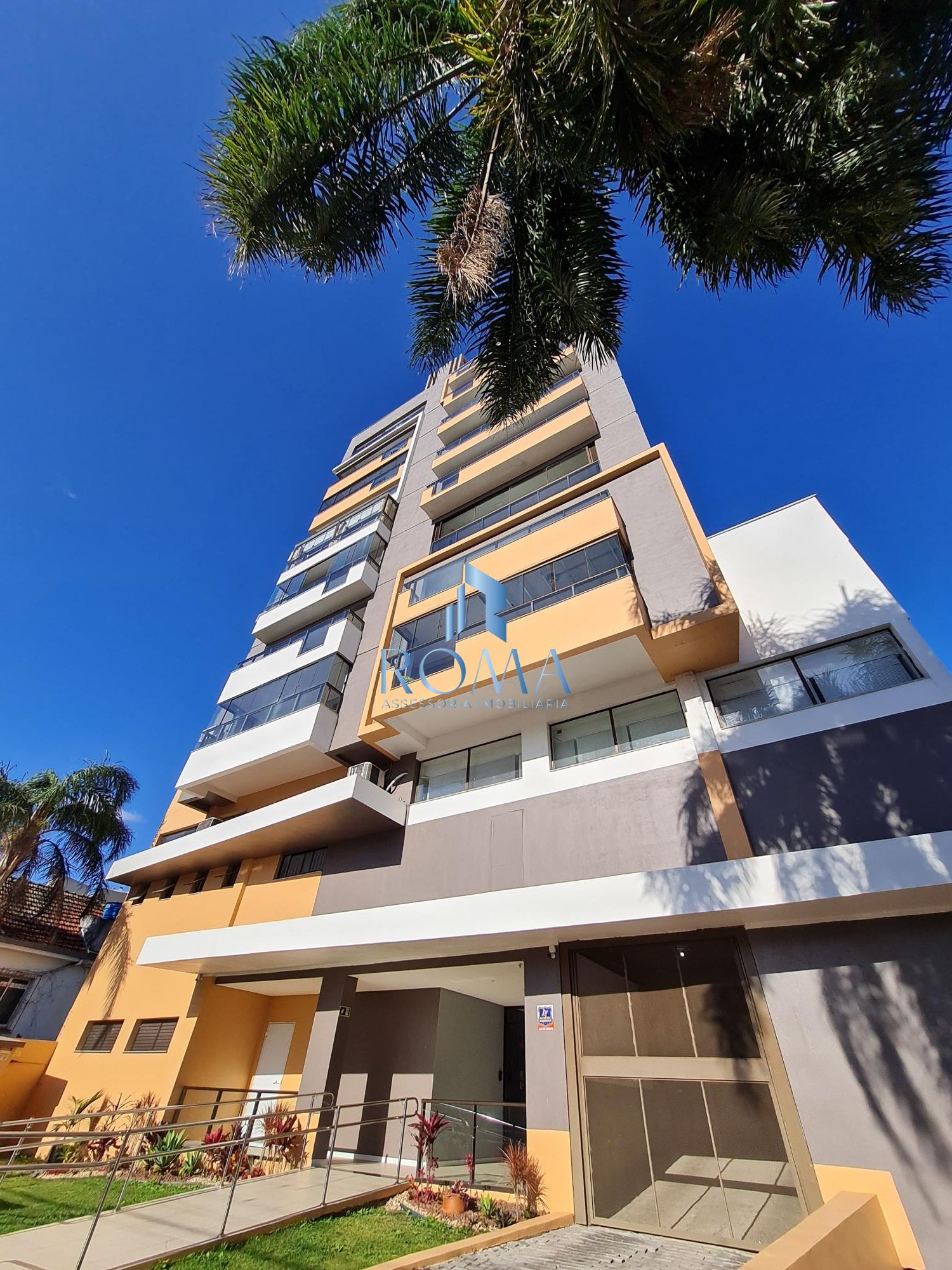 Cobertura, 3 quartos, 234 m² - Foto 1