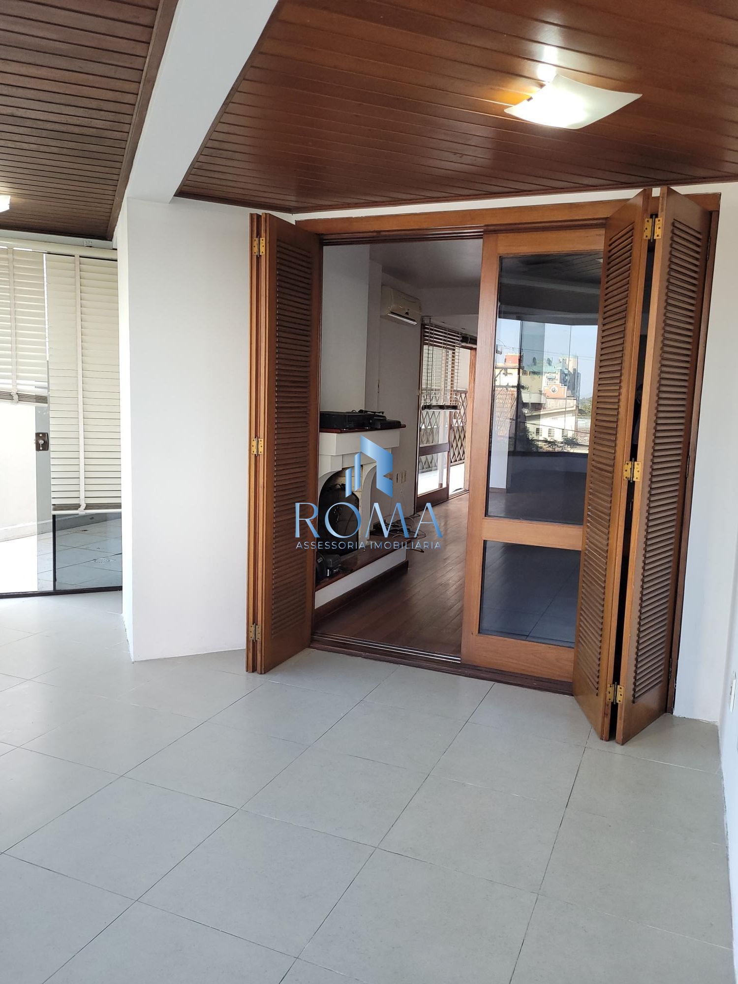 Apartamento, 3 quartos, 252 m² - Foto 8