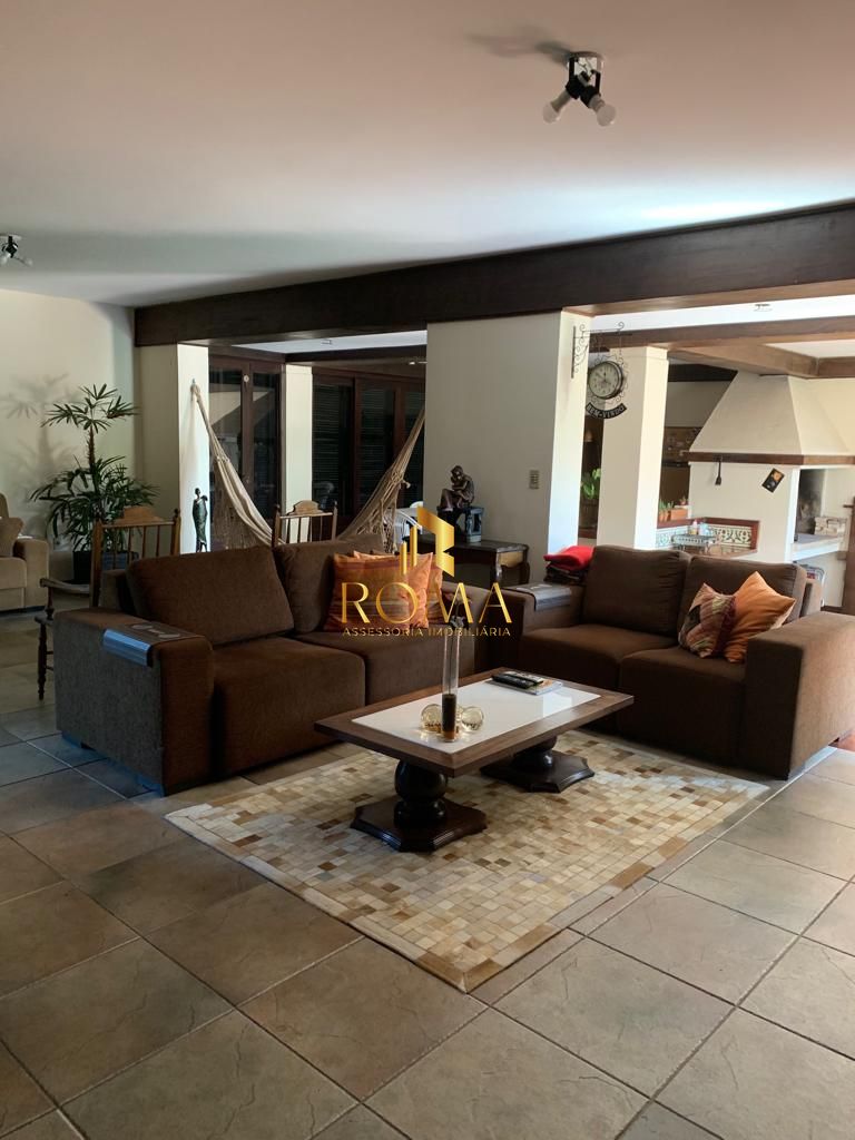Apartamento, 3 quartos, 266 m² - Foto 1