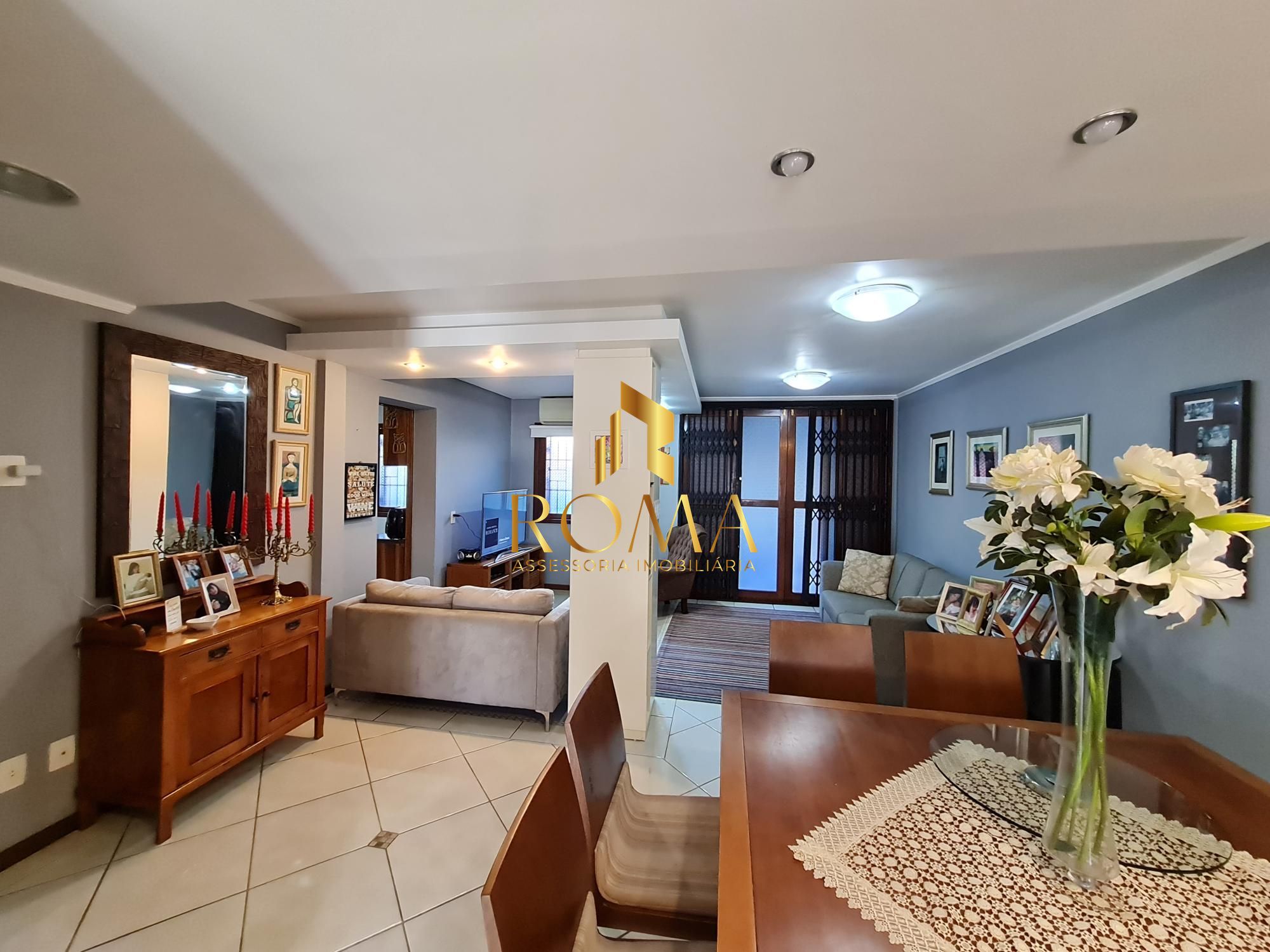 Casa, 4 quartos, 232 m² - Foto 2