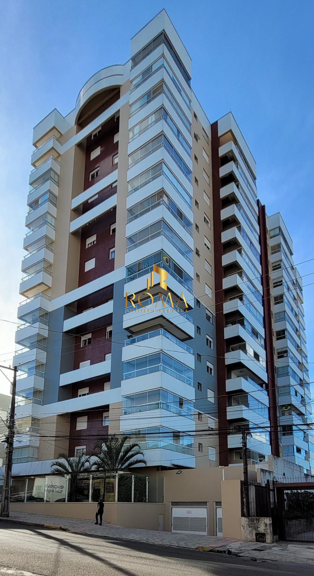 Apartamento, 3 quartos, 186 m² - Foto 1
