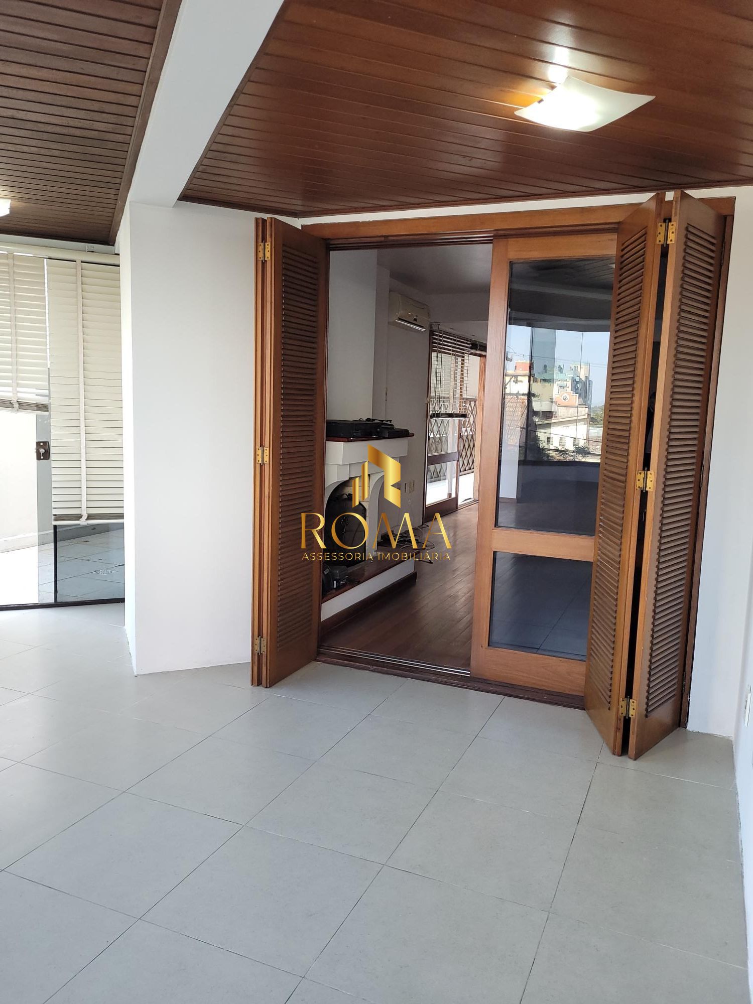 Apartamento, 3 quartos, 252 m² - Foto 8