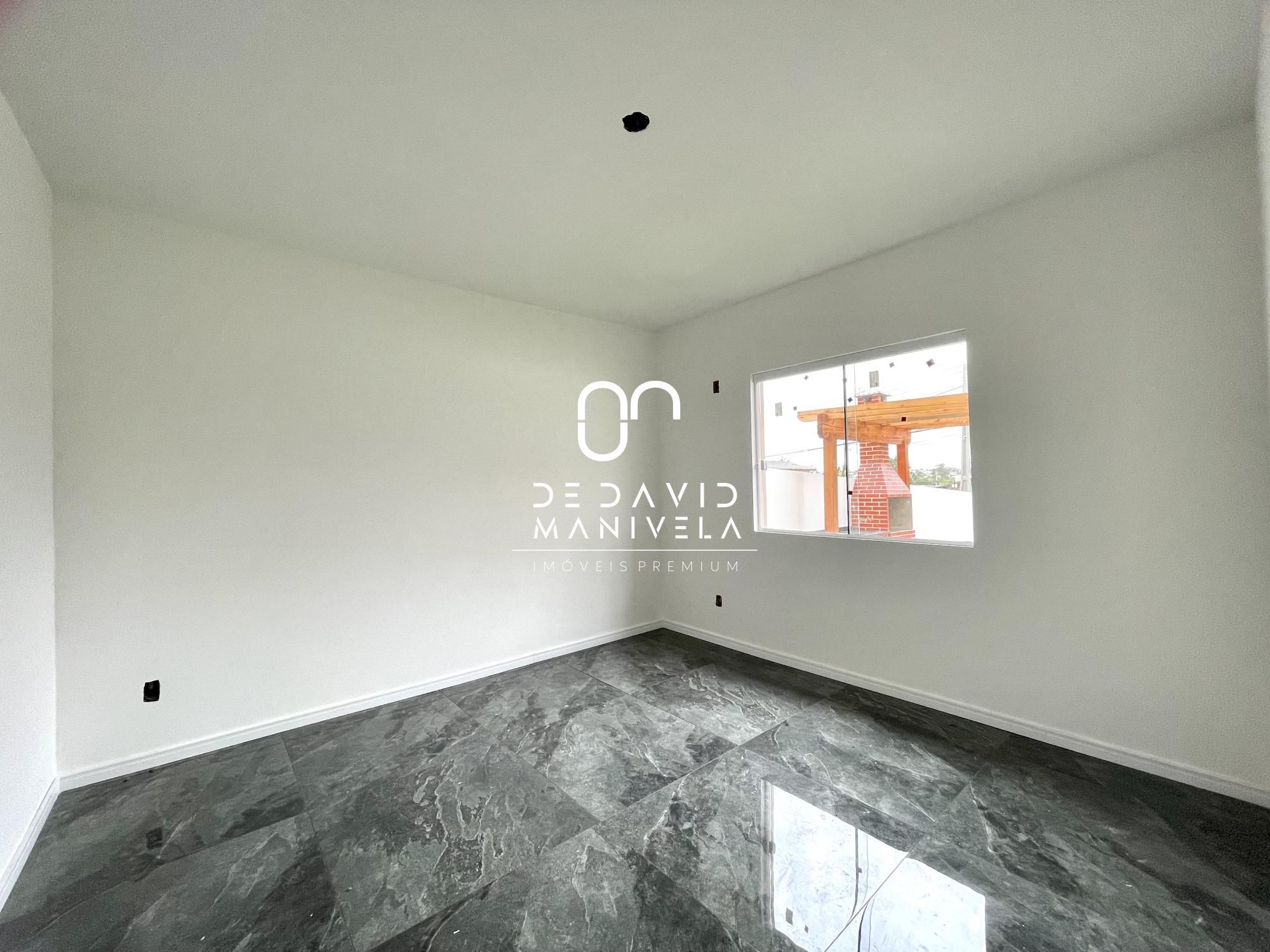 Apartamento de 2 dormitórios, com pátio amplo