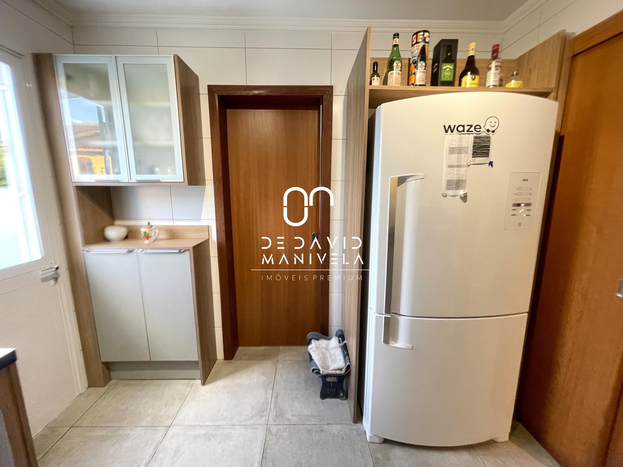 Apartamento com 2 Dormitórios à venda, 71 m² por R$ 359.000,00 Apartamento com 2 Dormitórios à venda, 71 m² por R$ 359.000,00