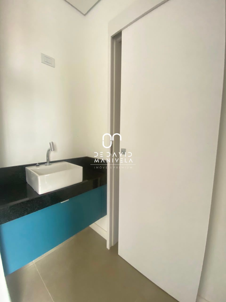 Apartamento com 1 dormitório localizado no bairro camobi