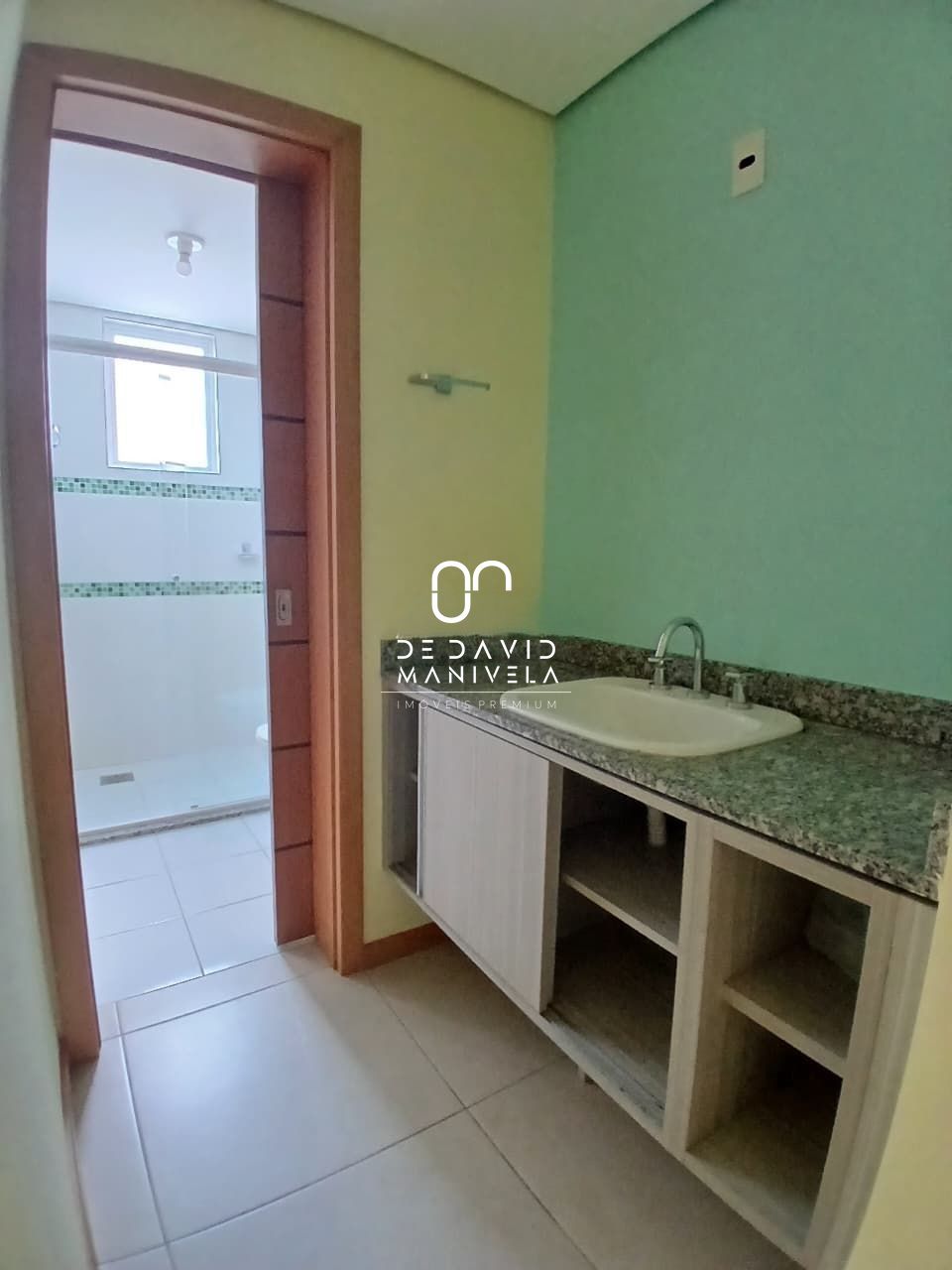 Apartamento com 3 Dormitórios para alugar, 105 m² por R$ 3.500,00 Apartamento com 3 Dormitórios para alugar, 105 m² por R$ 3.500,00