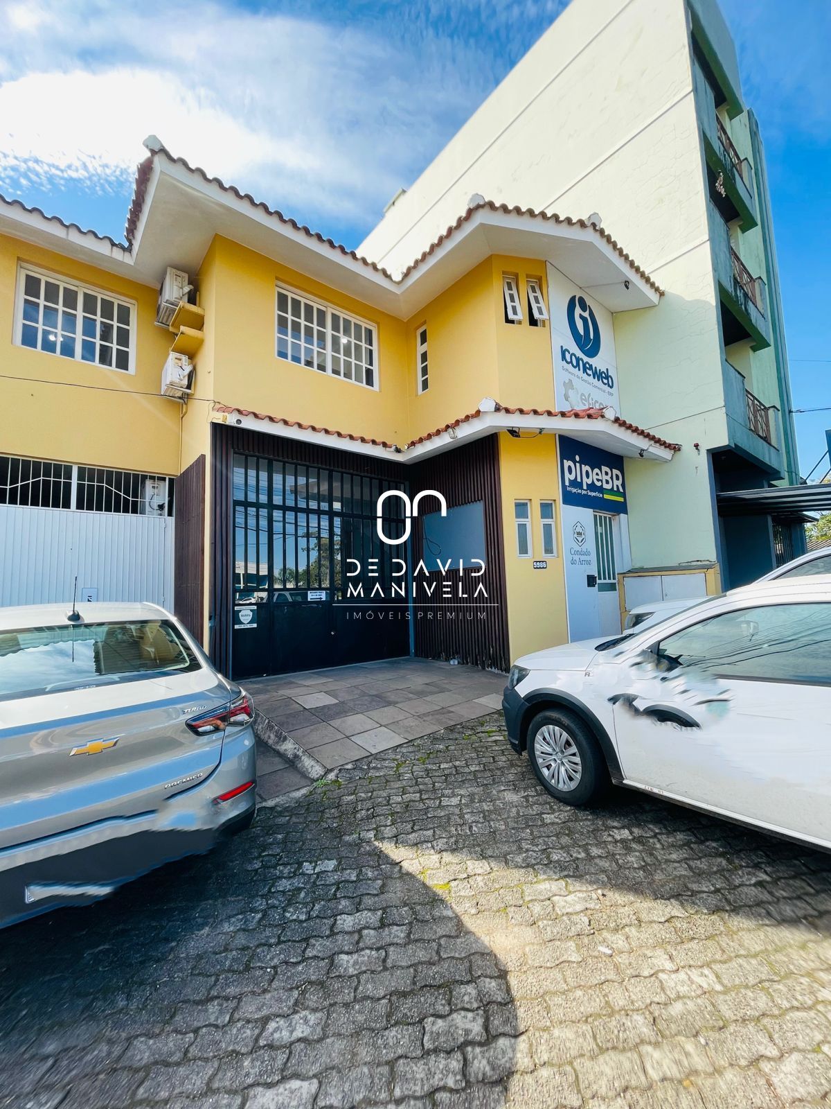 Sala comercial para locação, em frente ao condomínio bauhaus