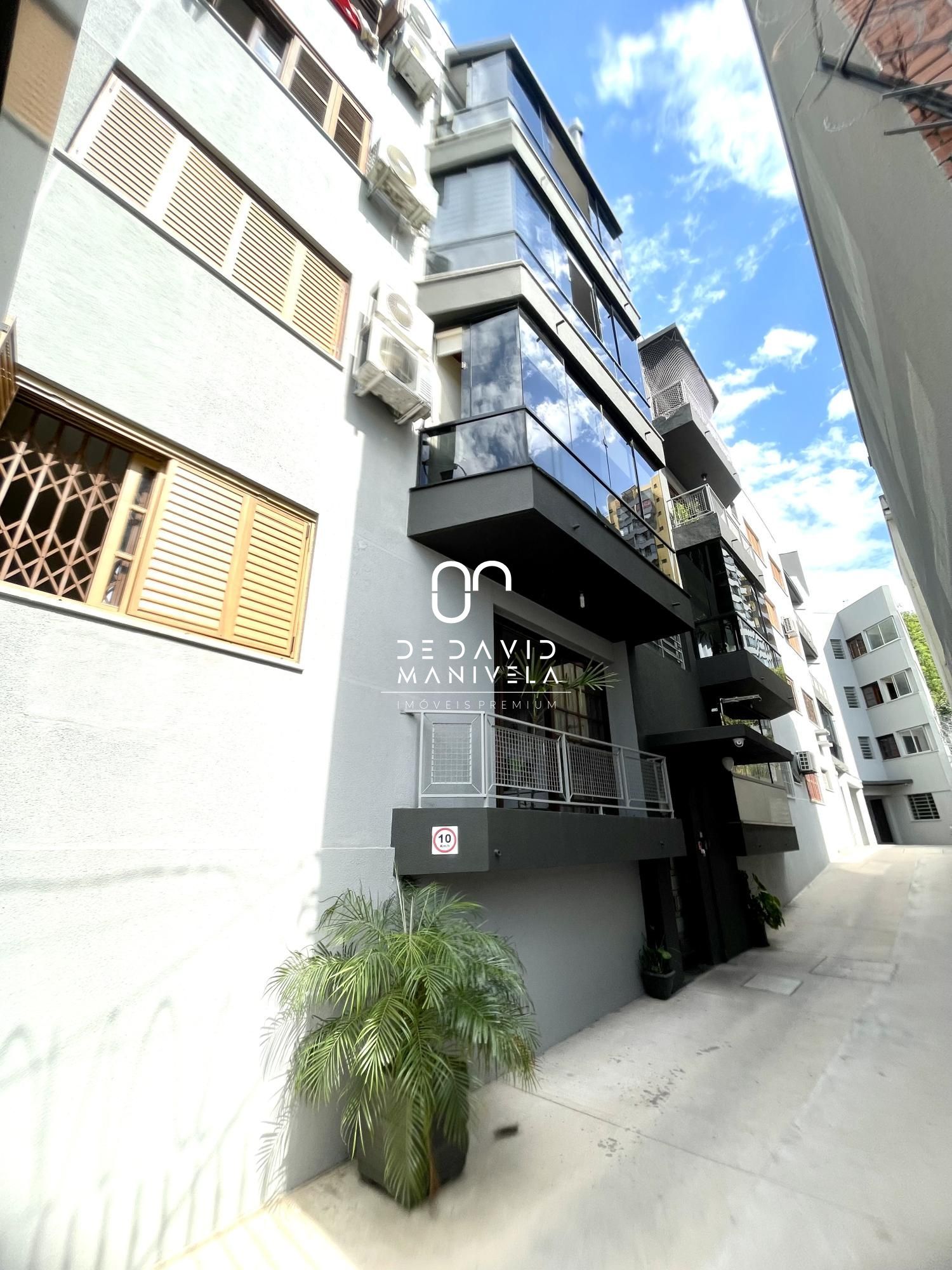 Apartamento com 2 Dormitórios à venda, 99 m² por R$ 365.000,00 Apartamento com 2 Dormitórios à venda, 99 m² por R$ 365.000,00