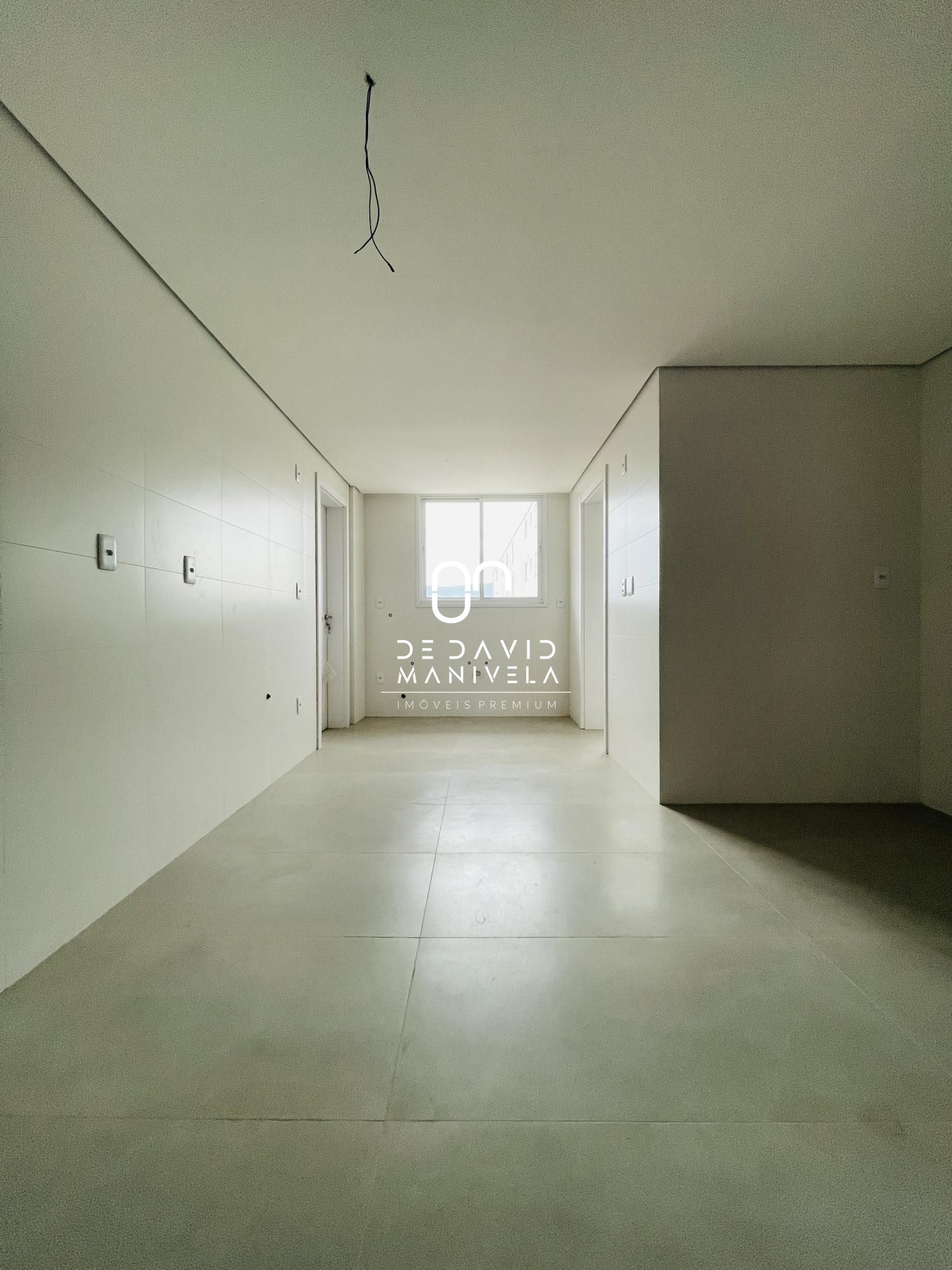 Apartamento 03 dormitórios com suíte, próximo ao centro.