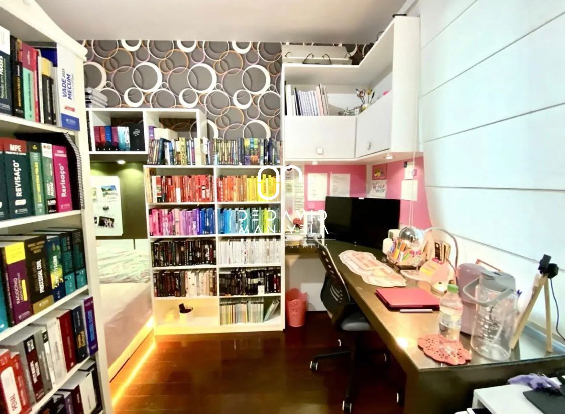 Belíssimo apartamento alto padrão, localizado em andar alto,