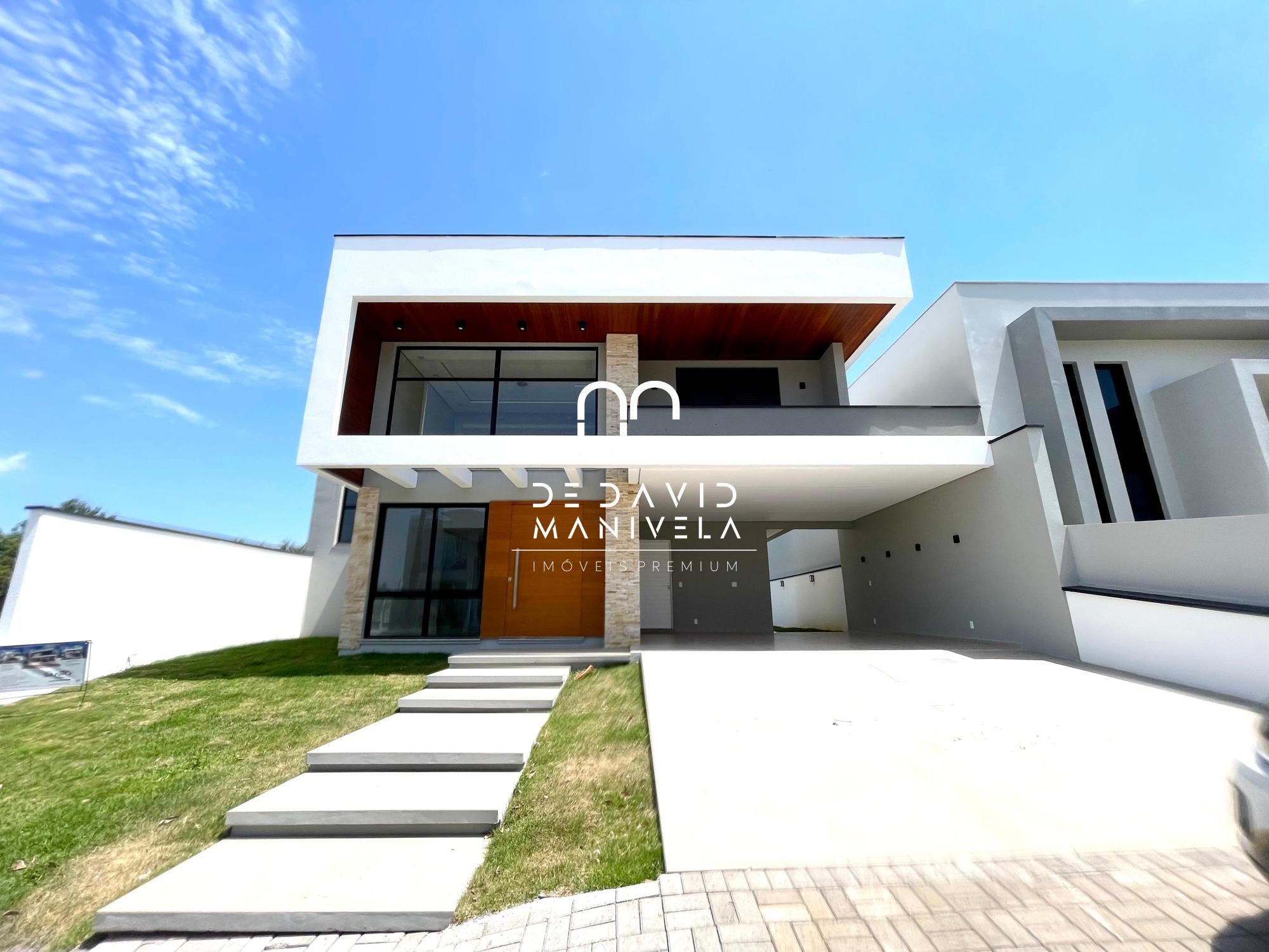 Casa em condomínio à venda  no Camobi - Santa Maria, RS. Imóveis