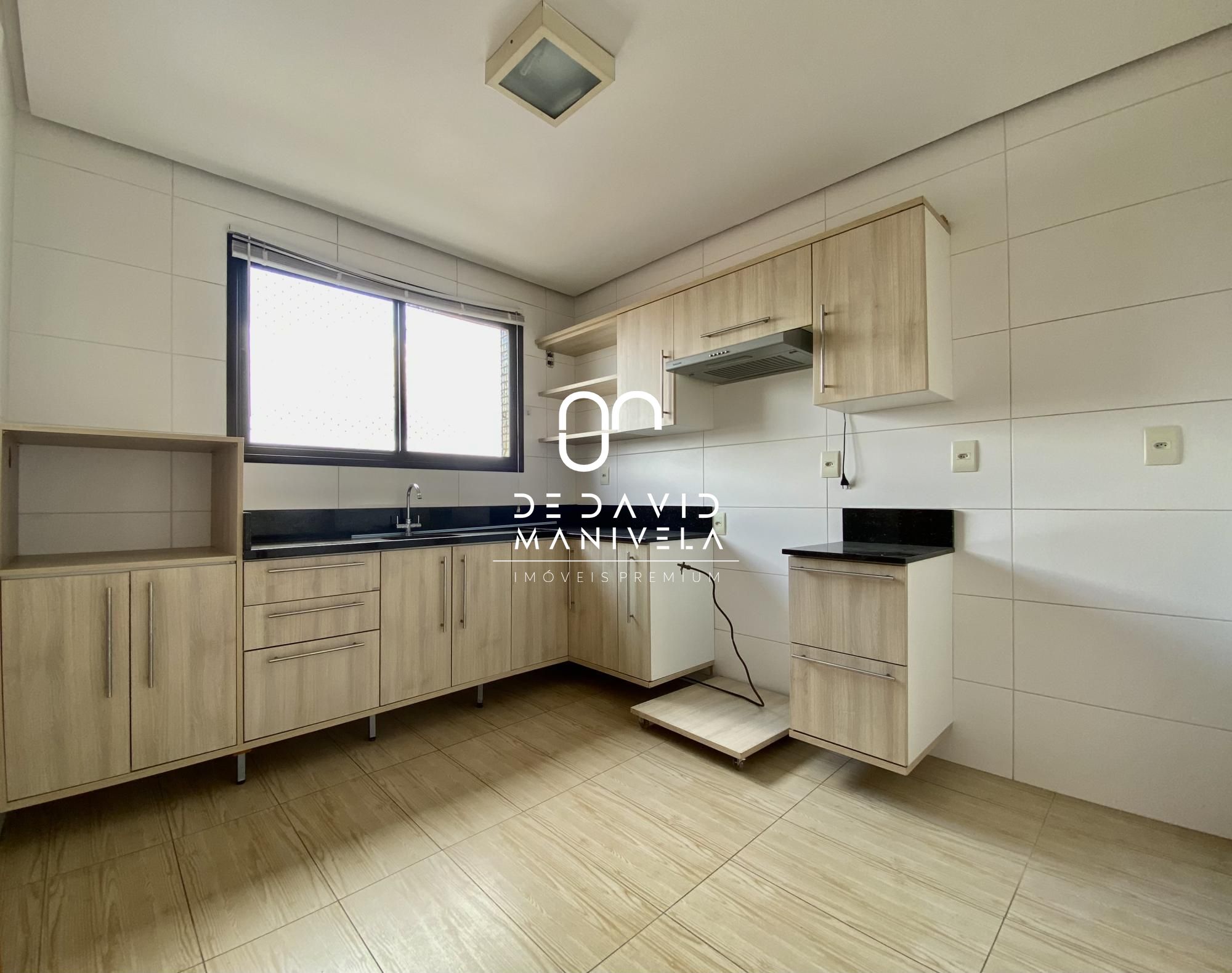 Apartamento com 3 Dormitórios para alugar, 155 m² por R$ 3.300,00 Apartamento com 3 Dormitórios para alugar, 155 m² por R$ 3.300,00