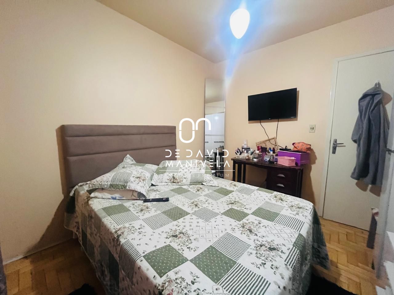 Apartamento amplo, andradas, em frente ufn ii