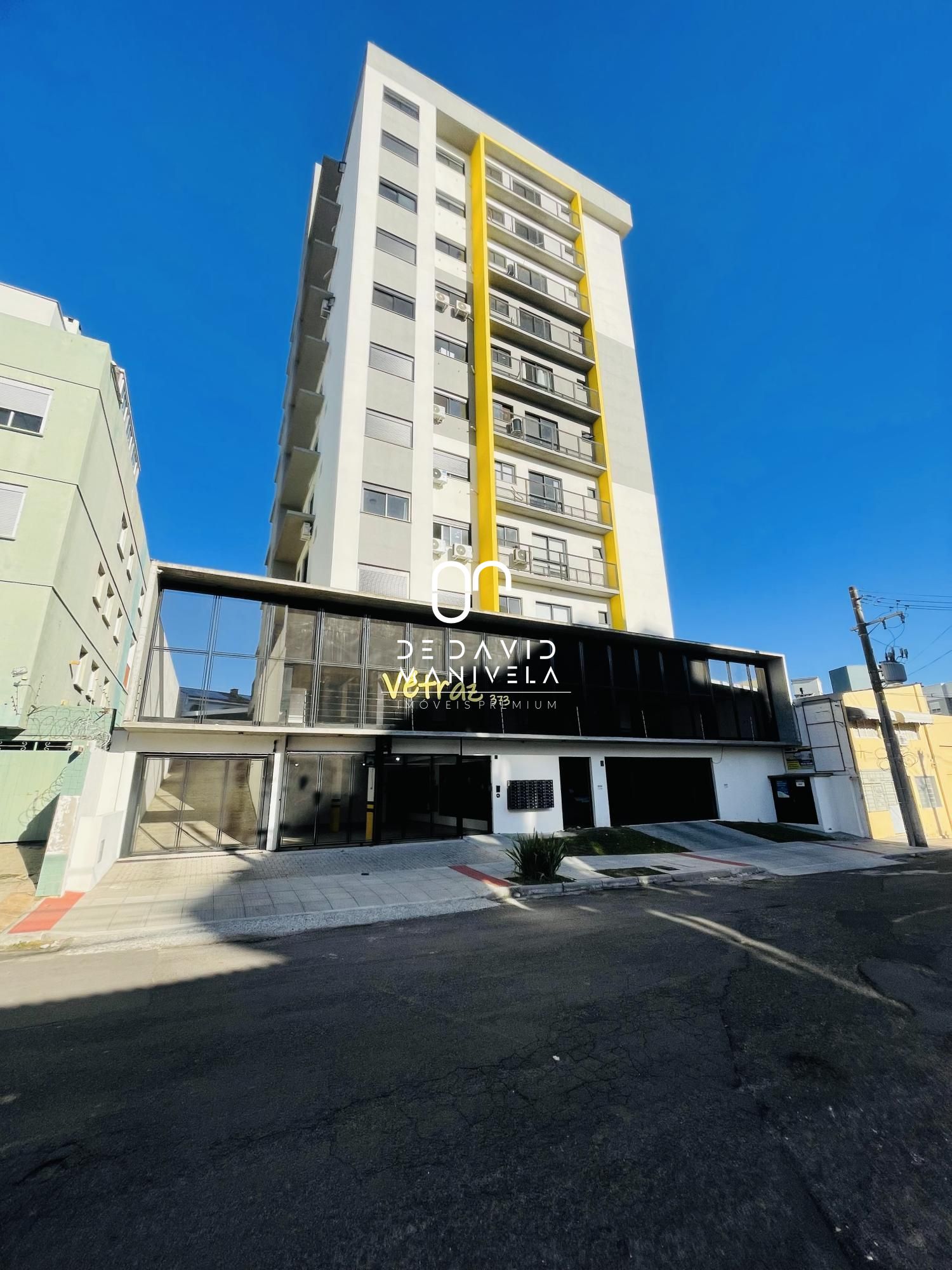 Apartamento semimobiliado no Residencial Vetraz