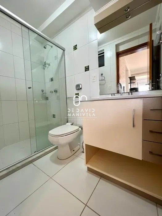 Apartamento com 4 Dormitórios para alugar, 353 m² por R$ 7.500,00 Apartamento com 4 Dormitórios para alugar, 353 m² por R$ 7.500,00