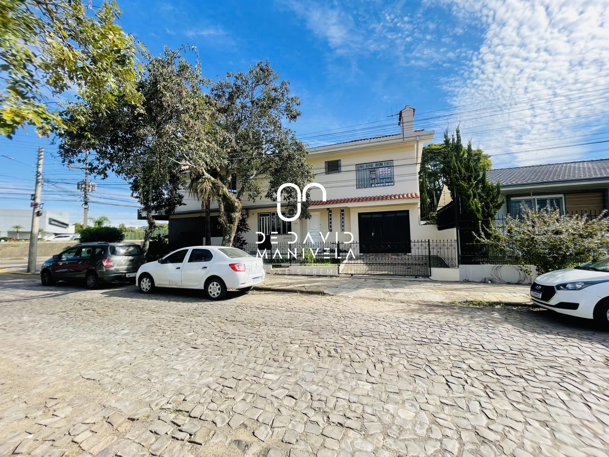 Casa para locação em Camobi, com lareira, suíte