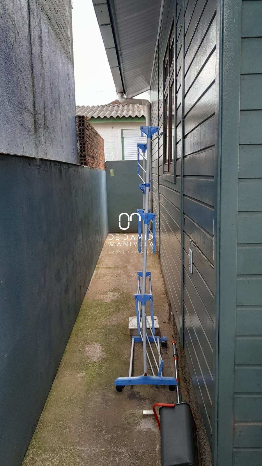 Casa com 2 Dormitórios para alugar, 52 m² por R$ 1.550,00 Casa com 2 Dormitórios para alugar, 52 m² por R$ 1.550,00