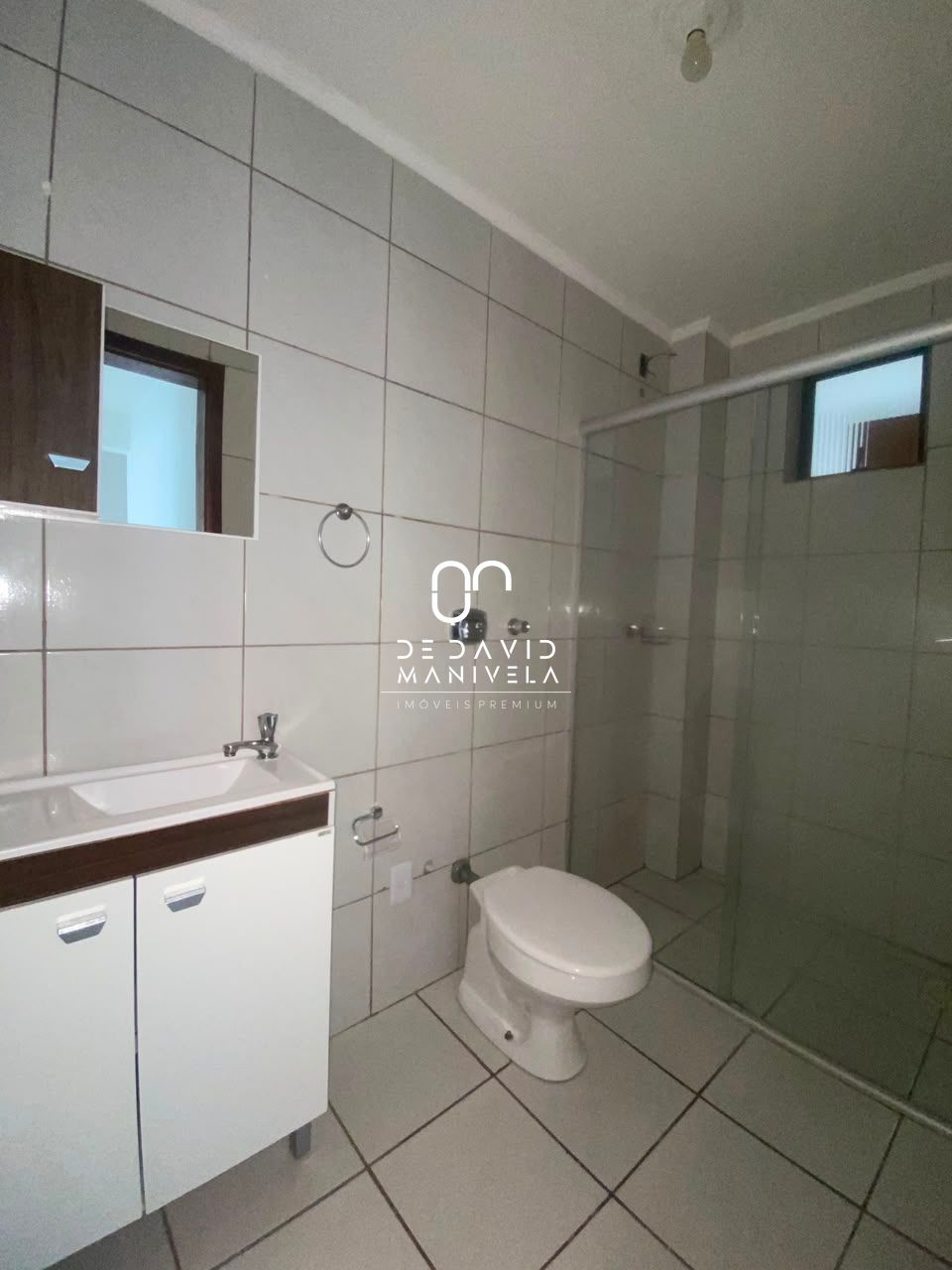 Apartamento com 1 dormitório, e 1 vaga de garagem