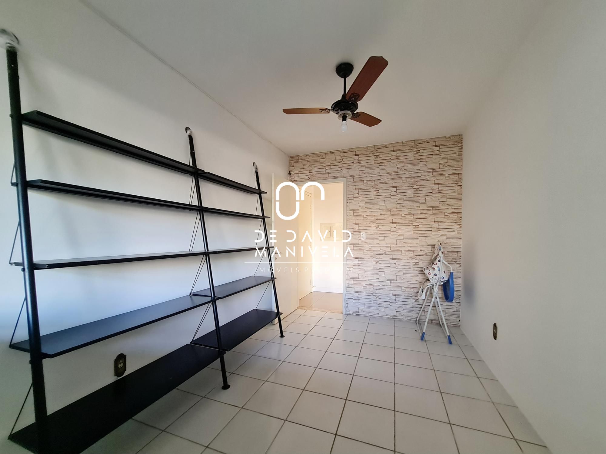 À venda apartamento 4 dormitórios (1 suíte), semmimobiliado,