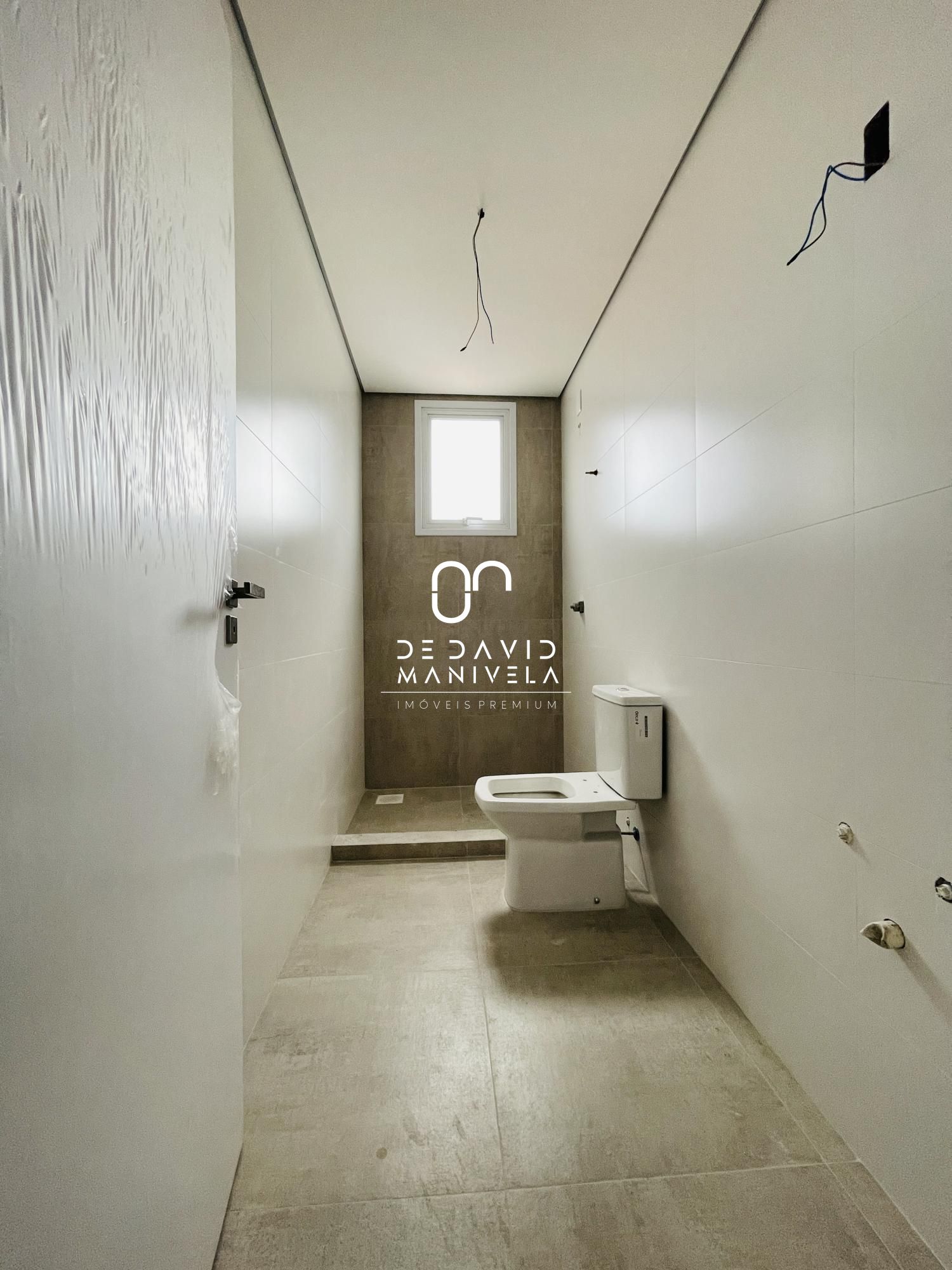 Apartamento 03 dormitórios com suíte, próximo ao centro.