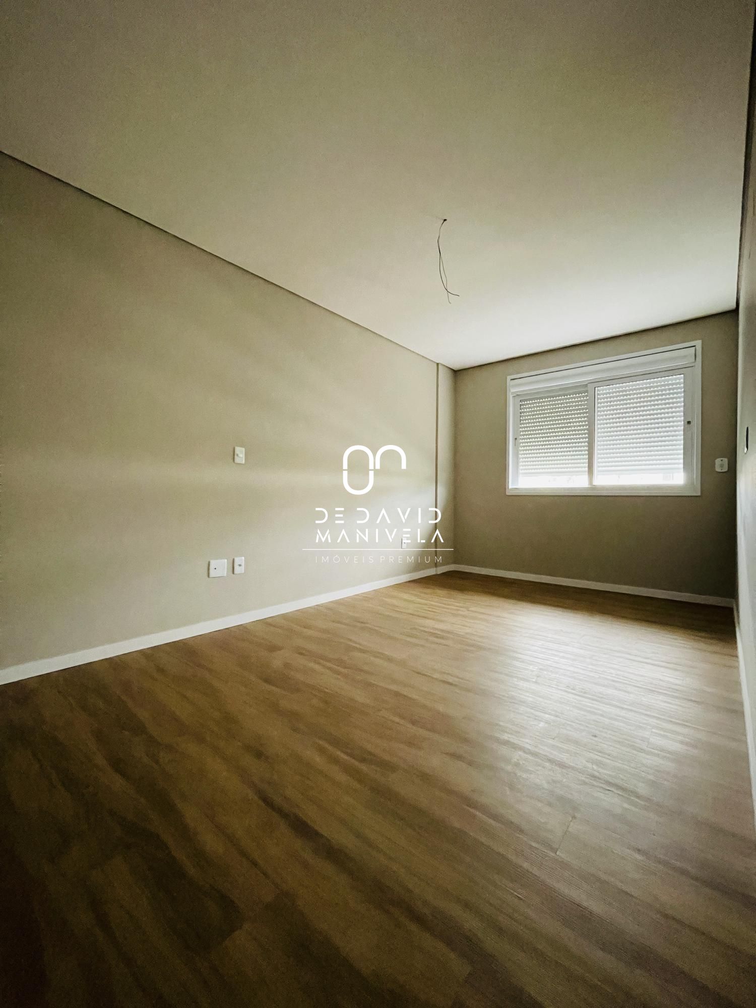 Apartamento 02 dormitórios, no bairro passo da areia.