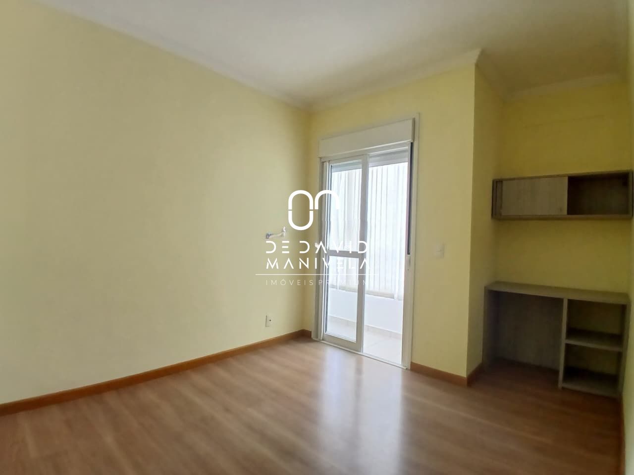 Apartamento com 3 Dormitórios para alugar, 105 m² por R$ 3.500,00 Apartamento com 3 Dormitórios para alugar, 105 m² por R$ 3.500,00