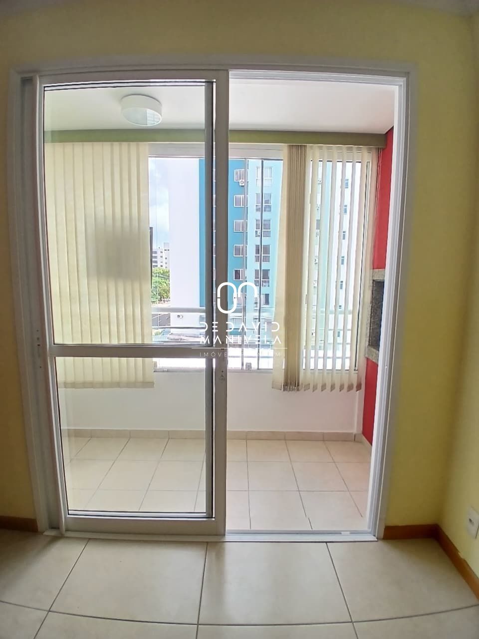 Apartamento com 3 Dormitórios para alugar, 105 m² por R$ 3.500,00 Apartamento com 3 Dormitórios para alugar, 105 m² por R$ 3.500,00